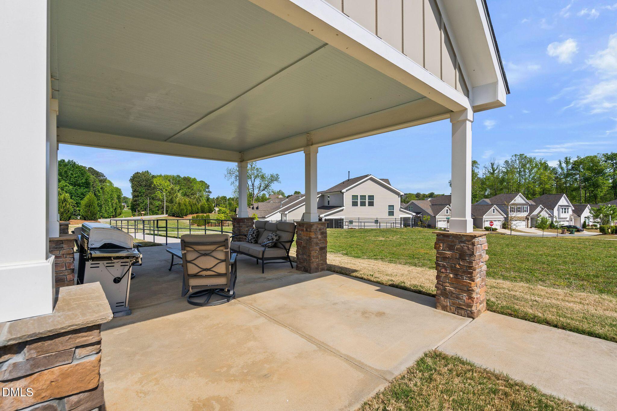 916 Market House Way Property Photo 38