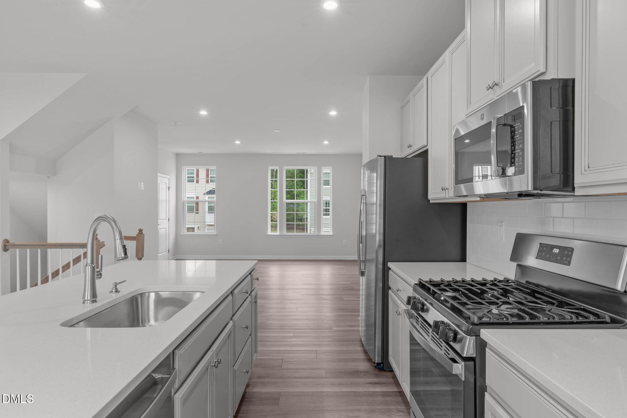 856 Romeria Drive Property Photo 15
