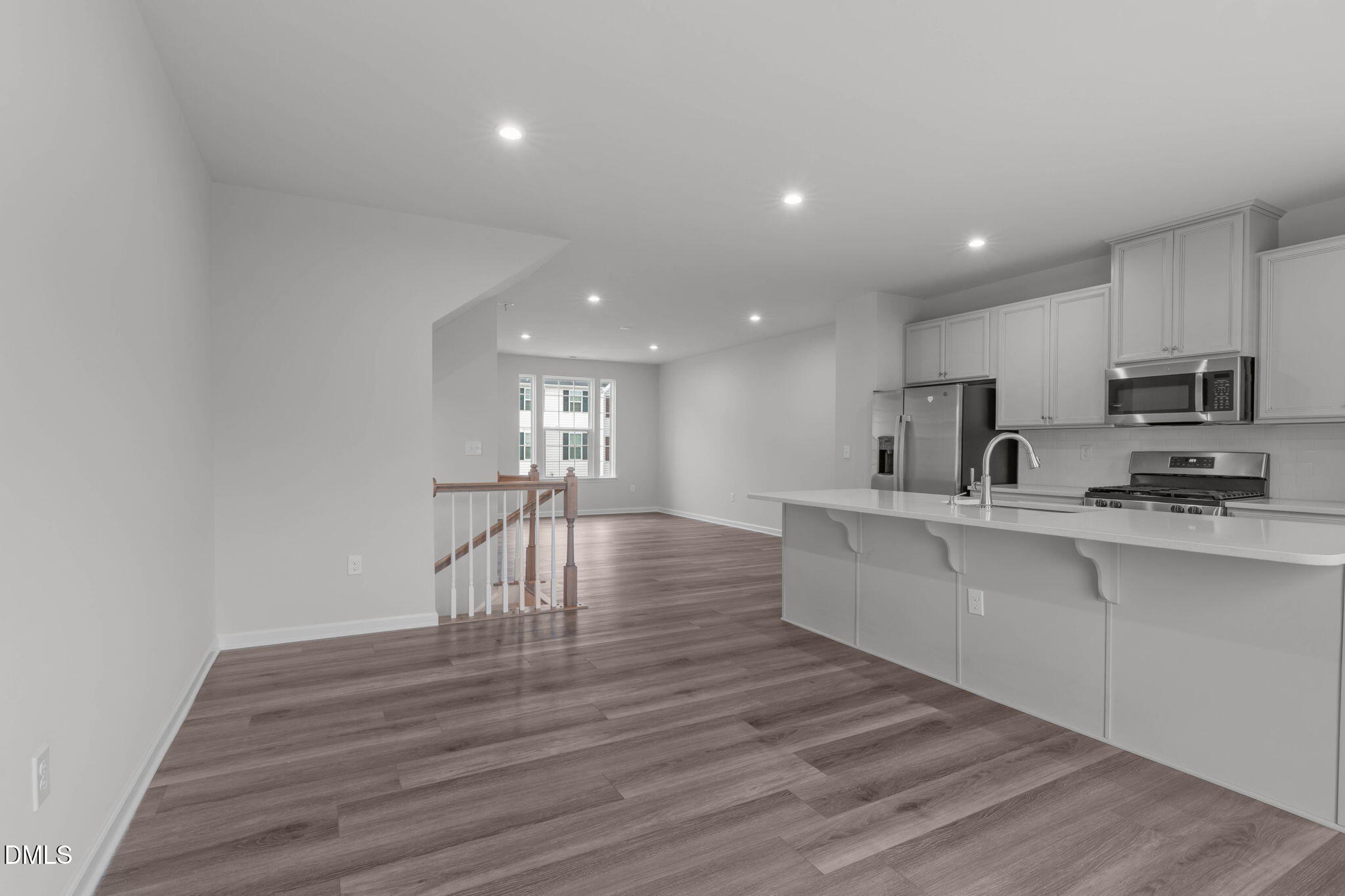 856 Romeria Drive Property Photo 17