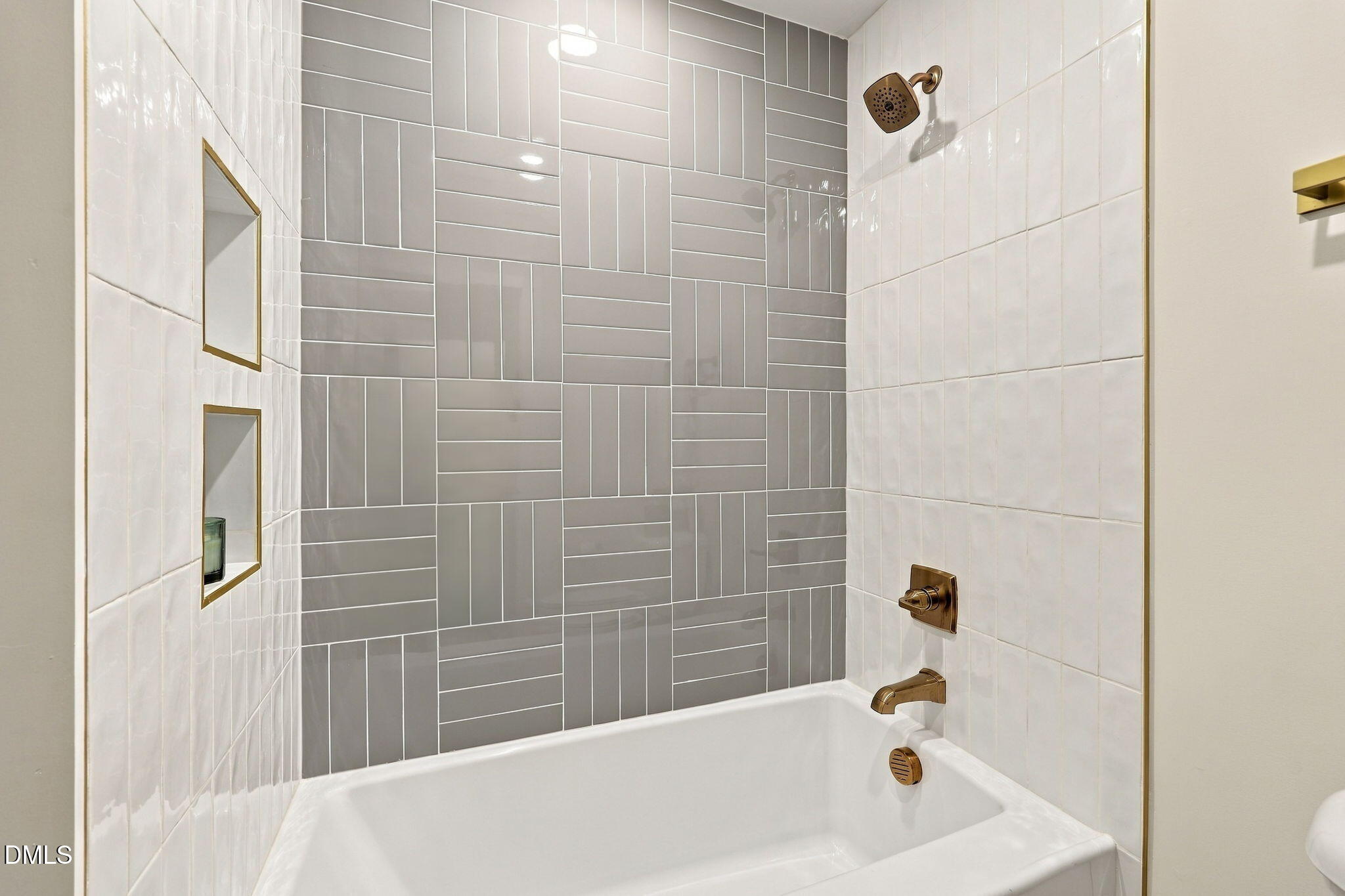 2801 Ashland Street Property Photo 39