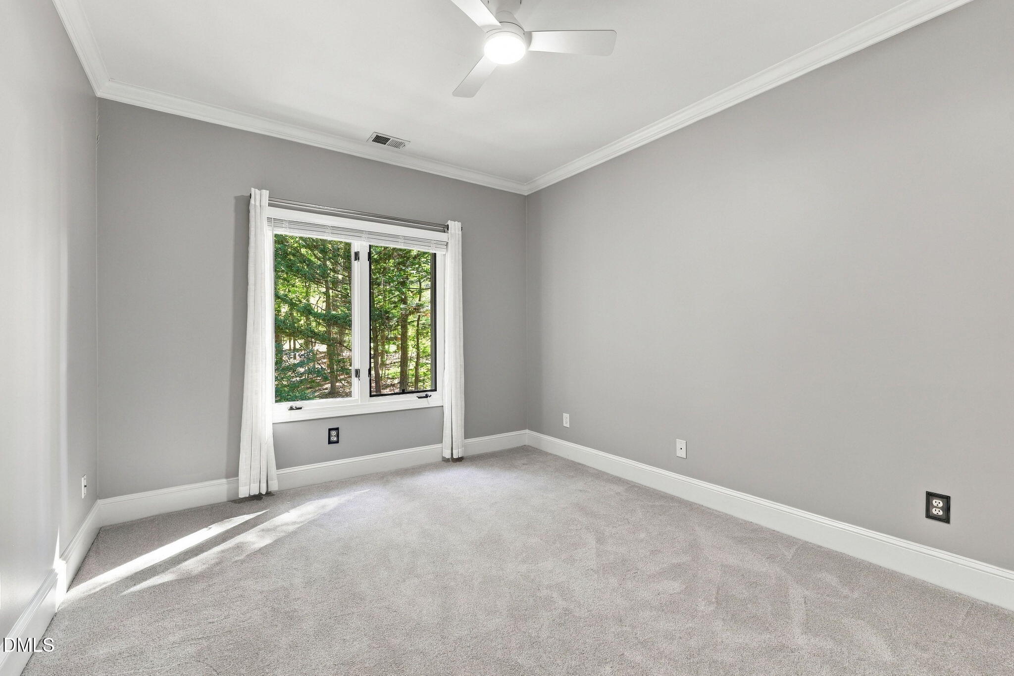 102 Eyemouth Court Property Photo 34