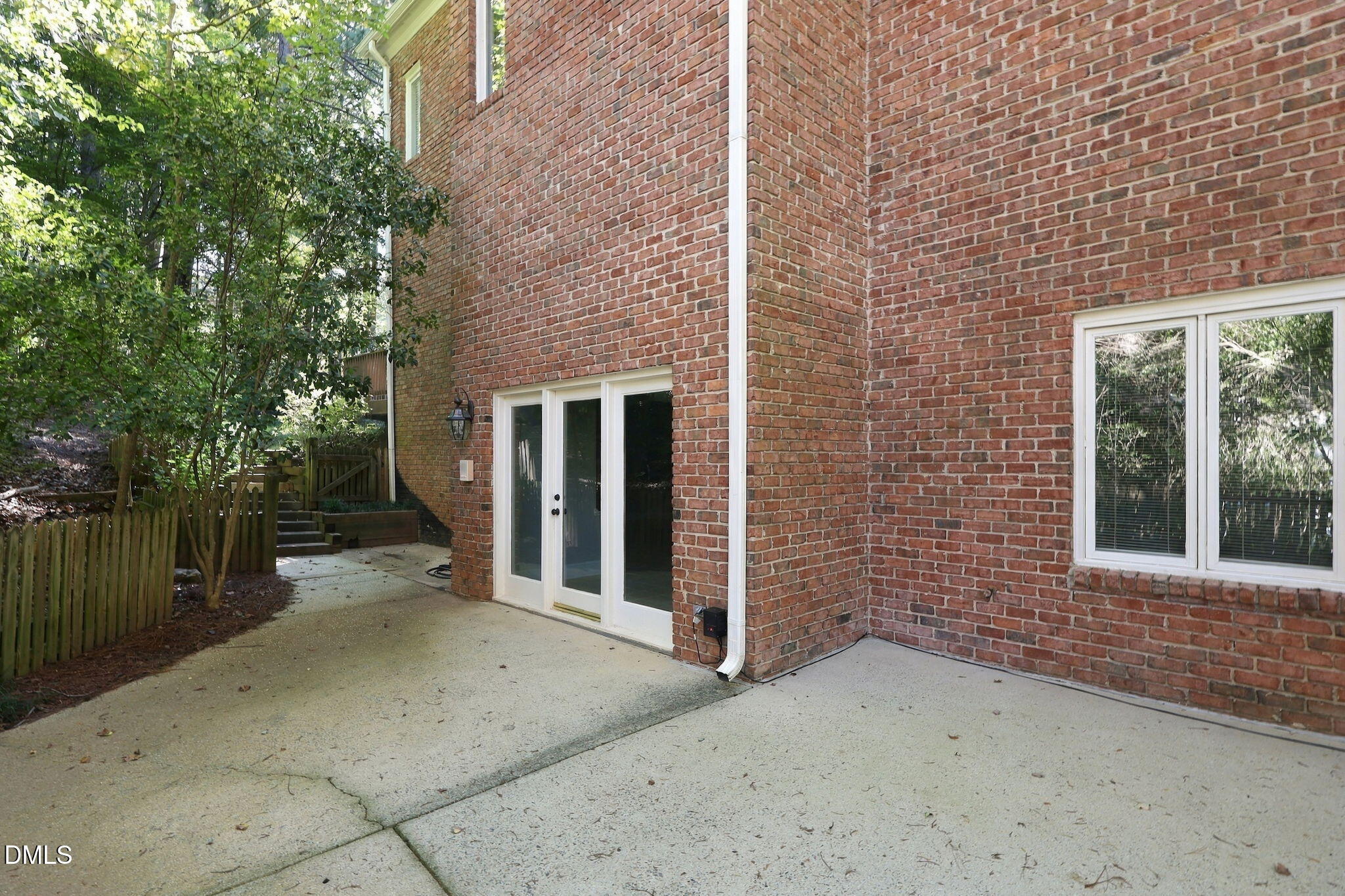 102 Eyemouth Court Property Photo 49