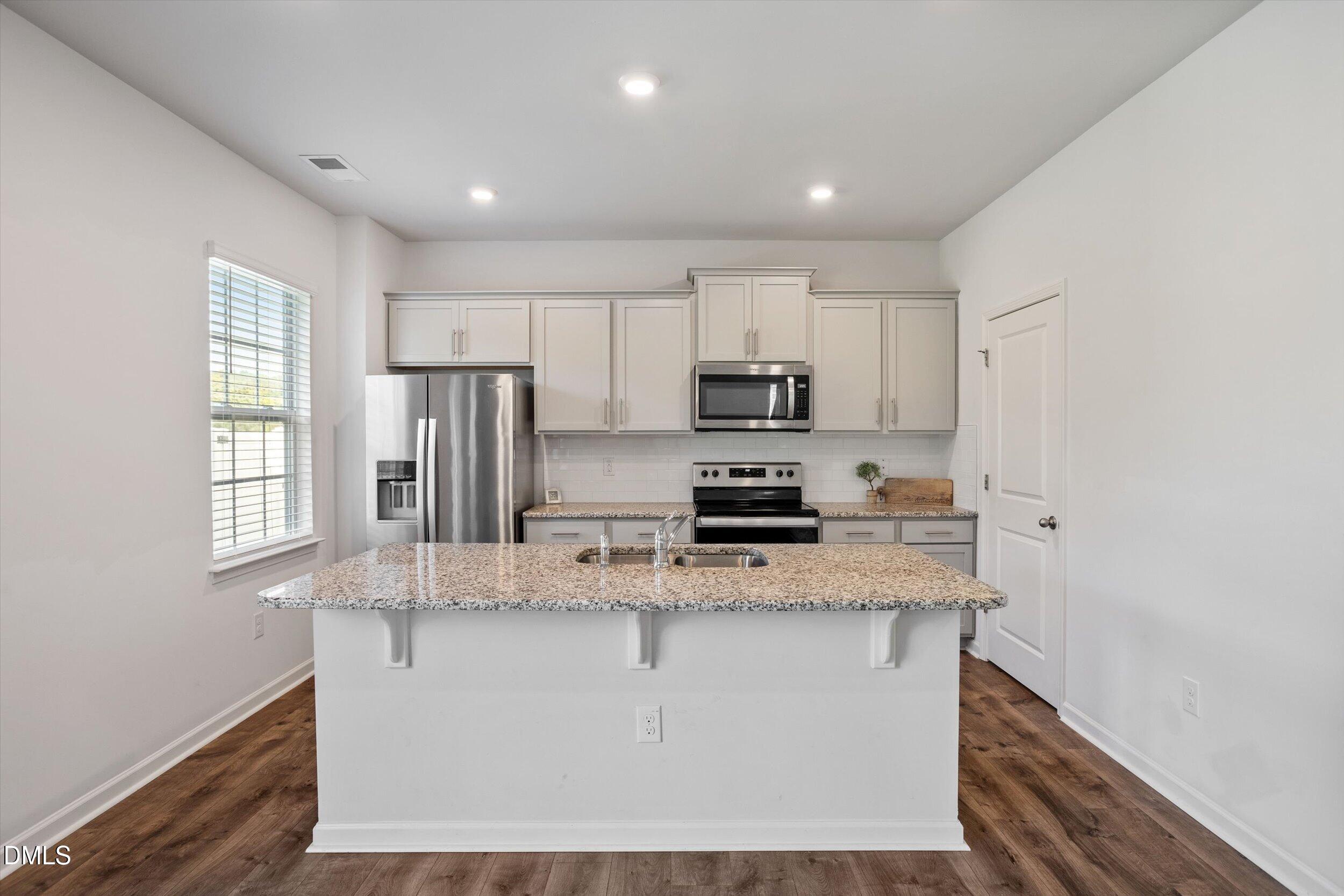 115 Rivercamp Street Property Photo 15