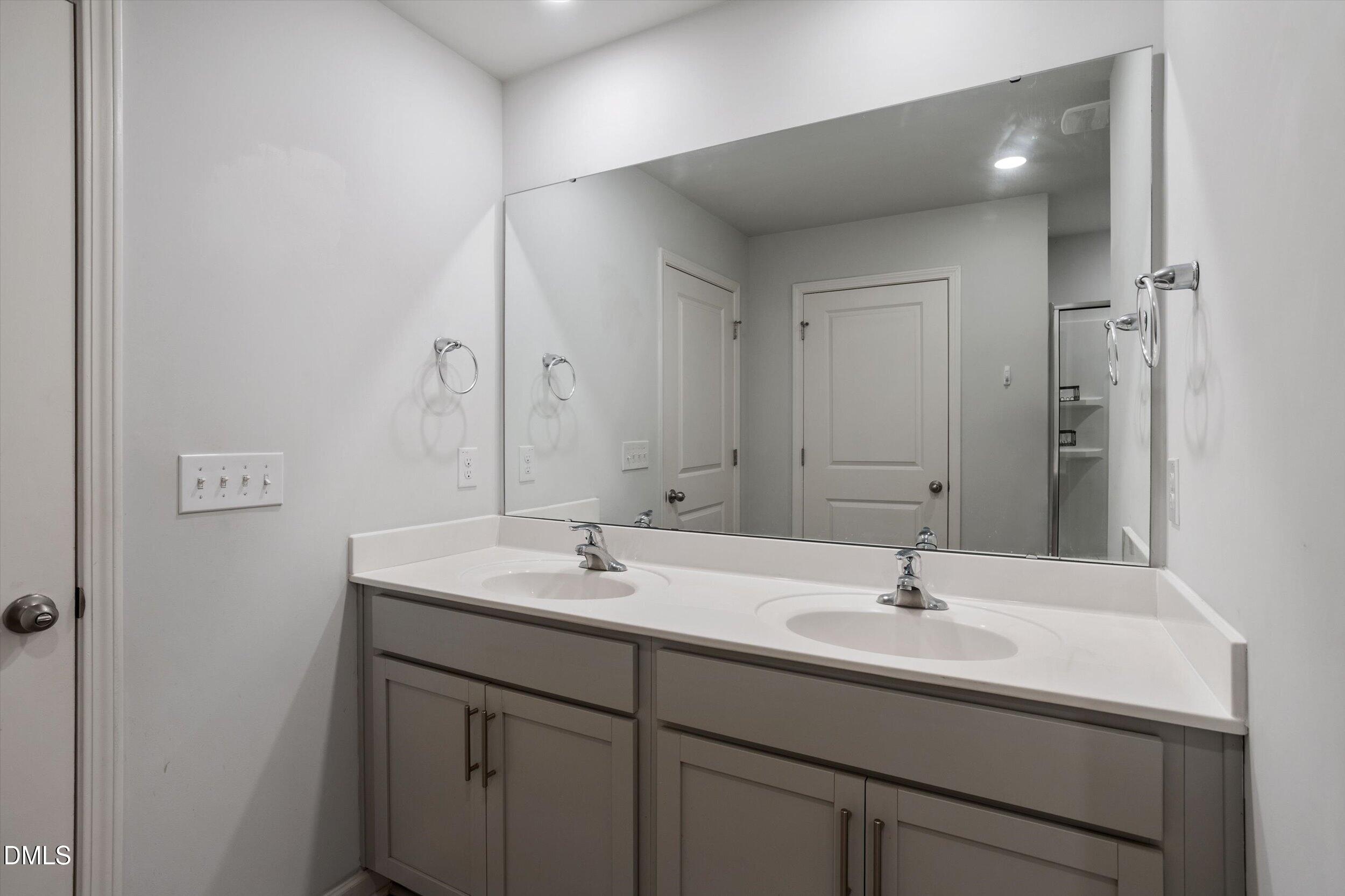 115 Rivercamp Street Property Photo 32