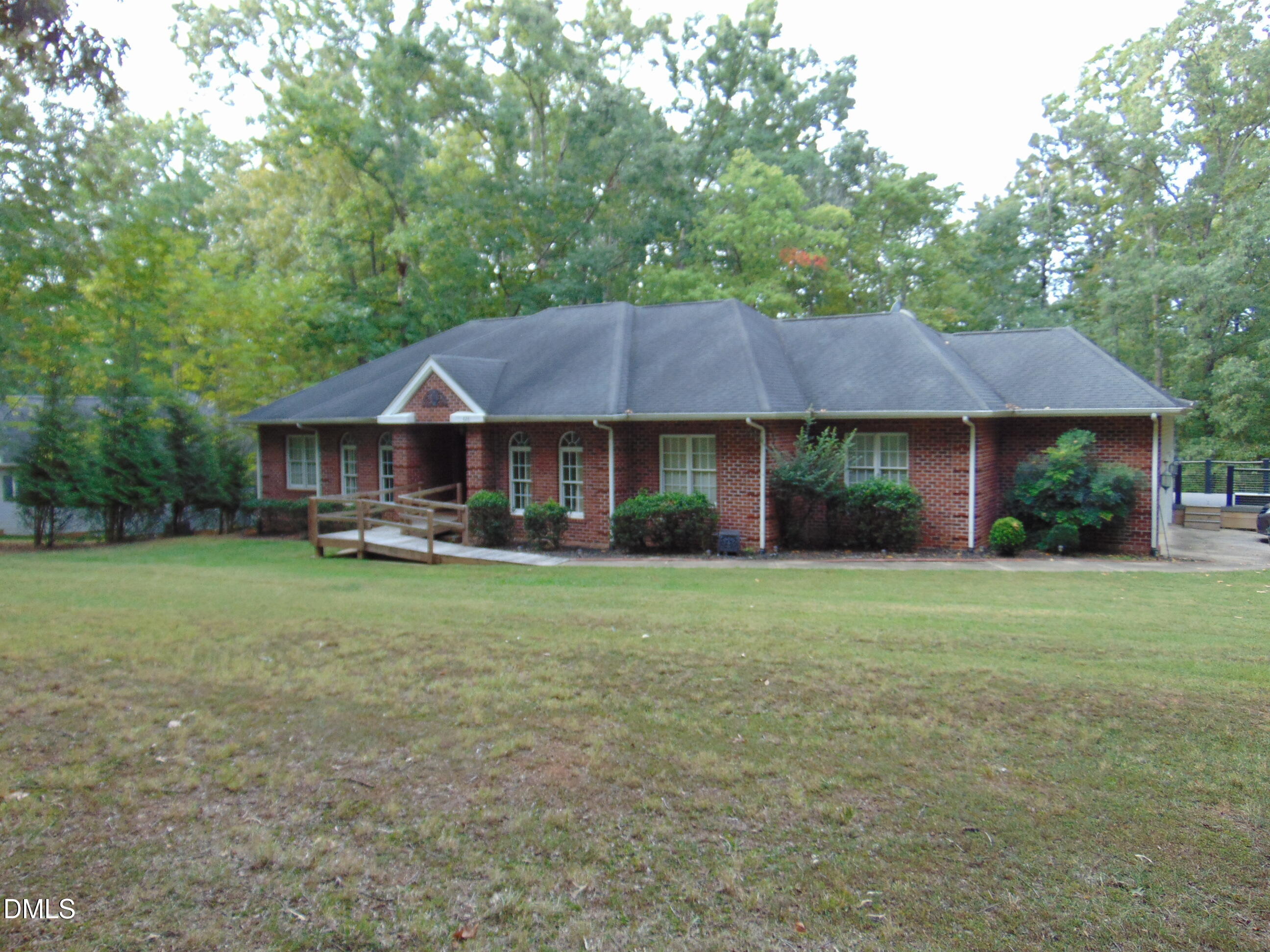 426 Hazelnut Drive 8 Property Photo 1