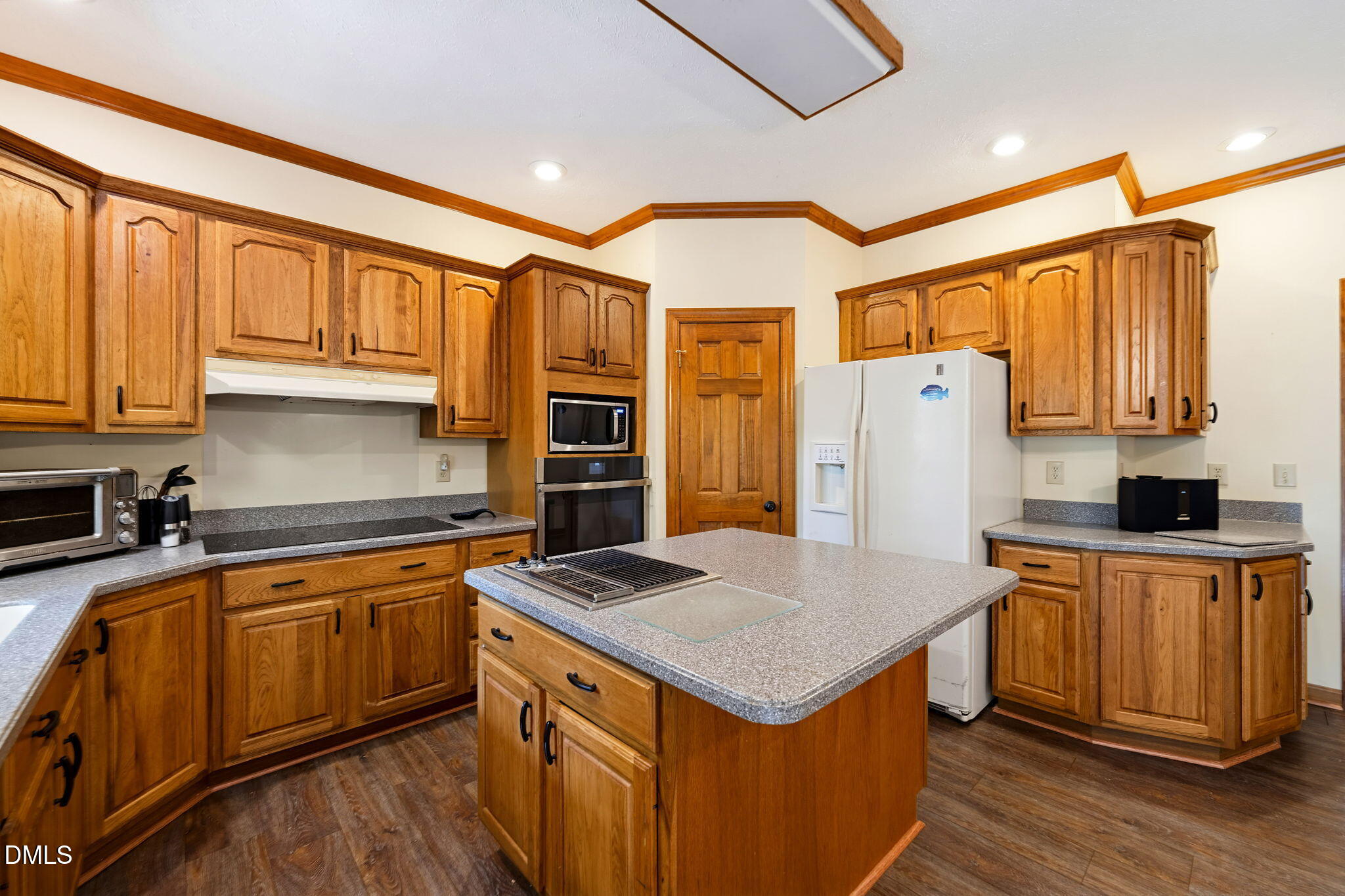 426 Hazelnut Drive 8 Property Photo 17