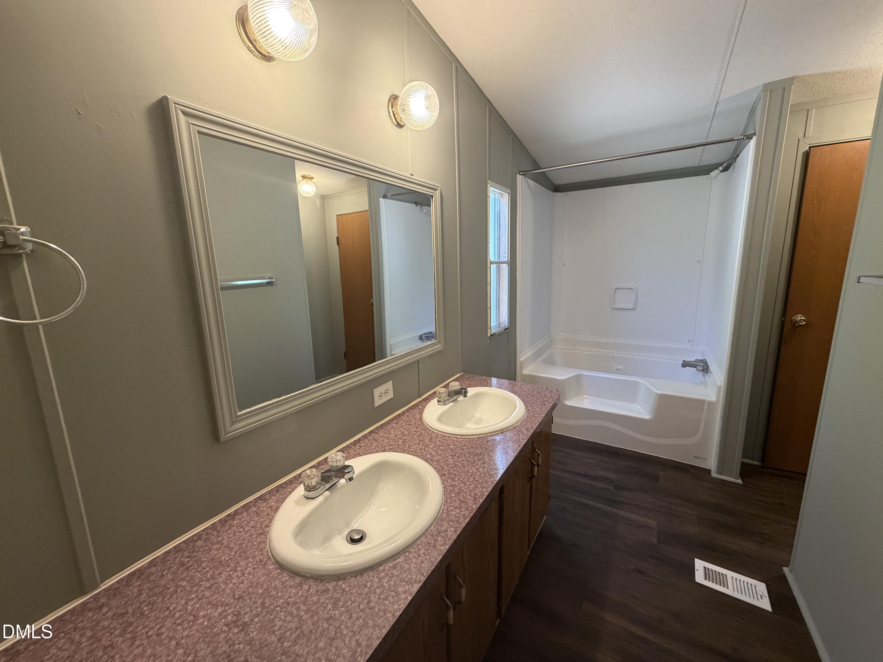170 Rosie Drive Property Photo 9