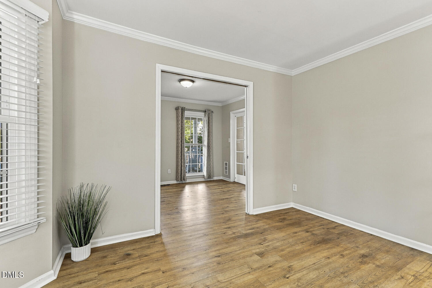 905 Greendale Court Property Photo 19