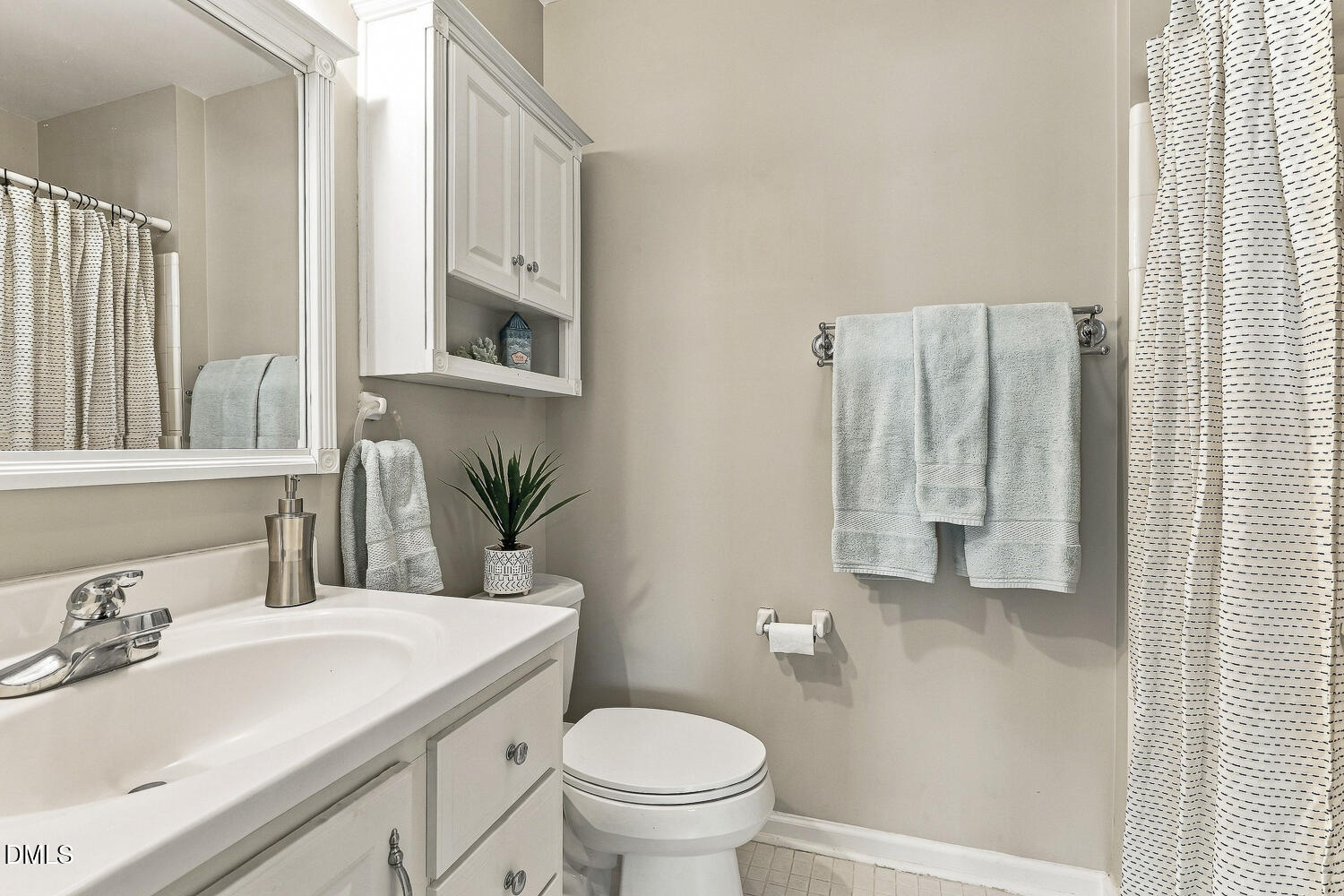 905 Greendale Court Property Photo 49