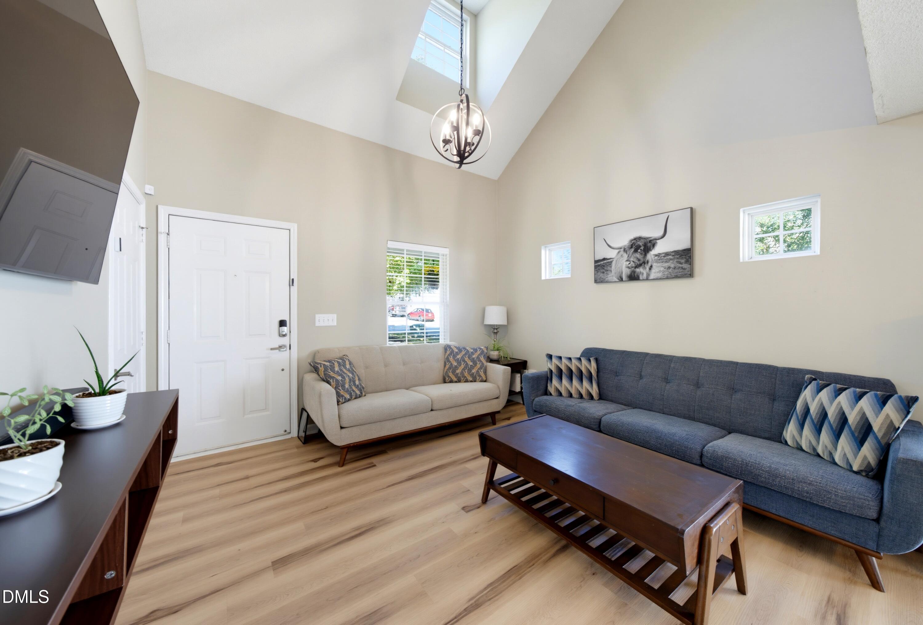 9136 Colony Village Lane Property Photo 7