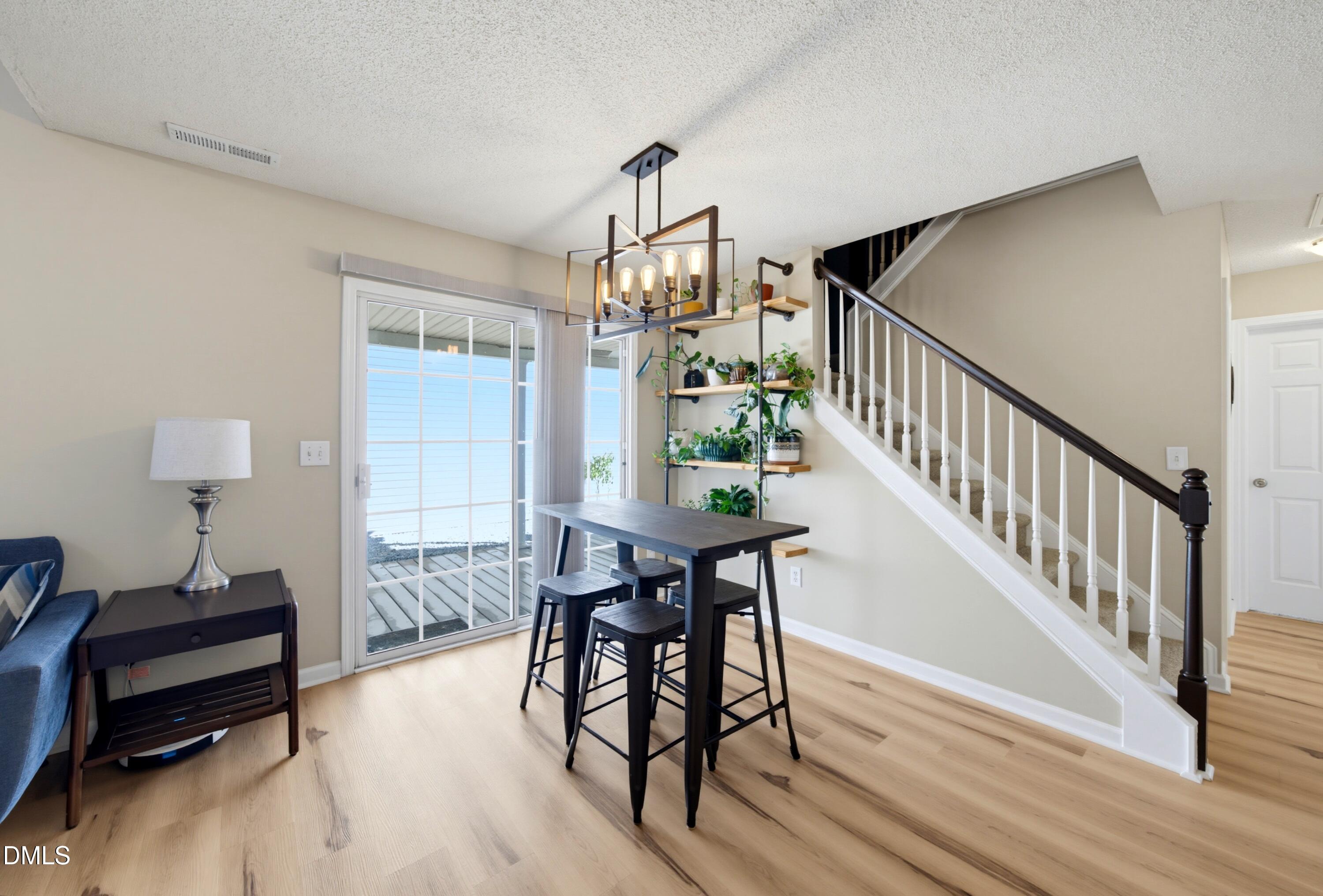 9136 Colony Village Lane Property Photo 8