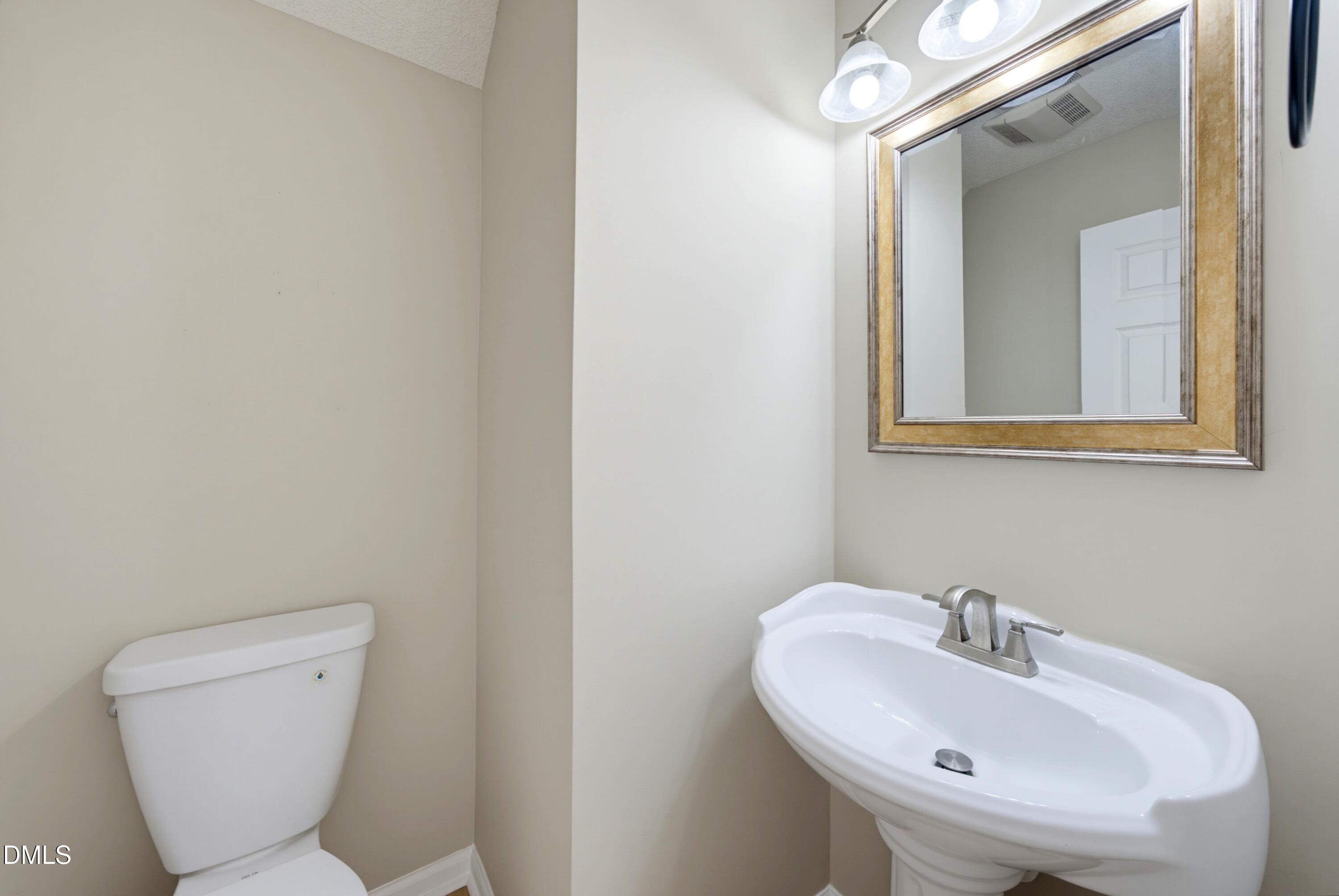 9136 Colony Village Lane Property Photo 15