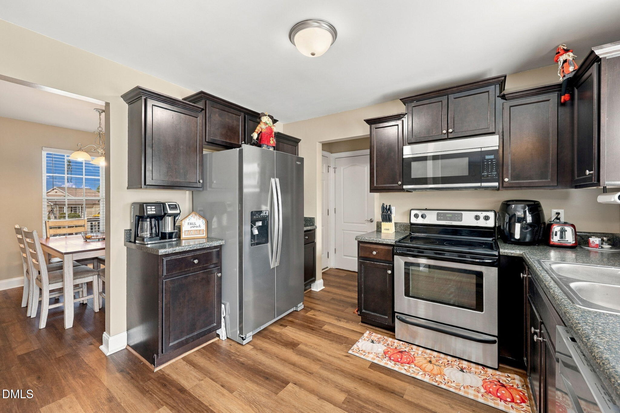 188 Gunner Court Property Photo 11
