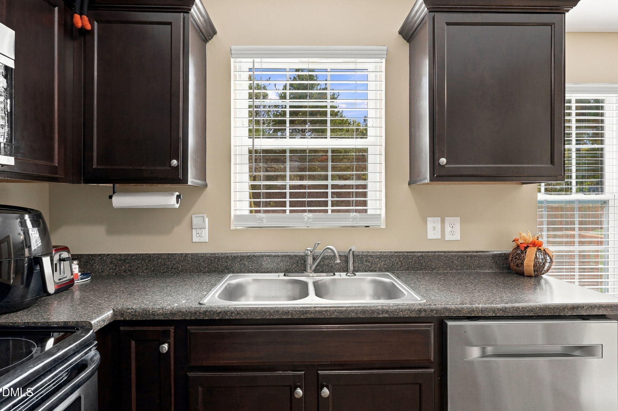 188 Gunner Court Property Photo 14