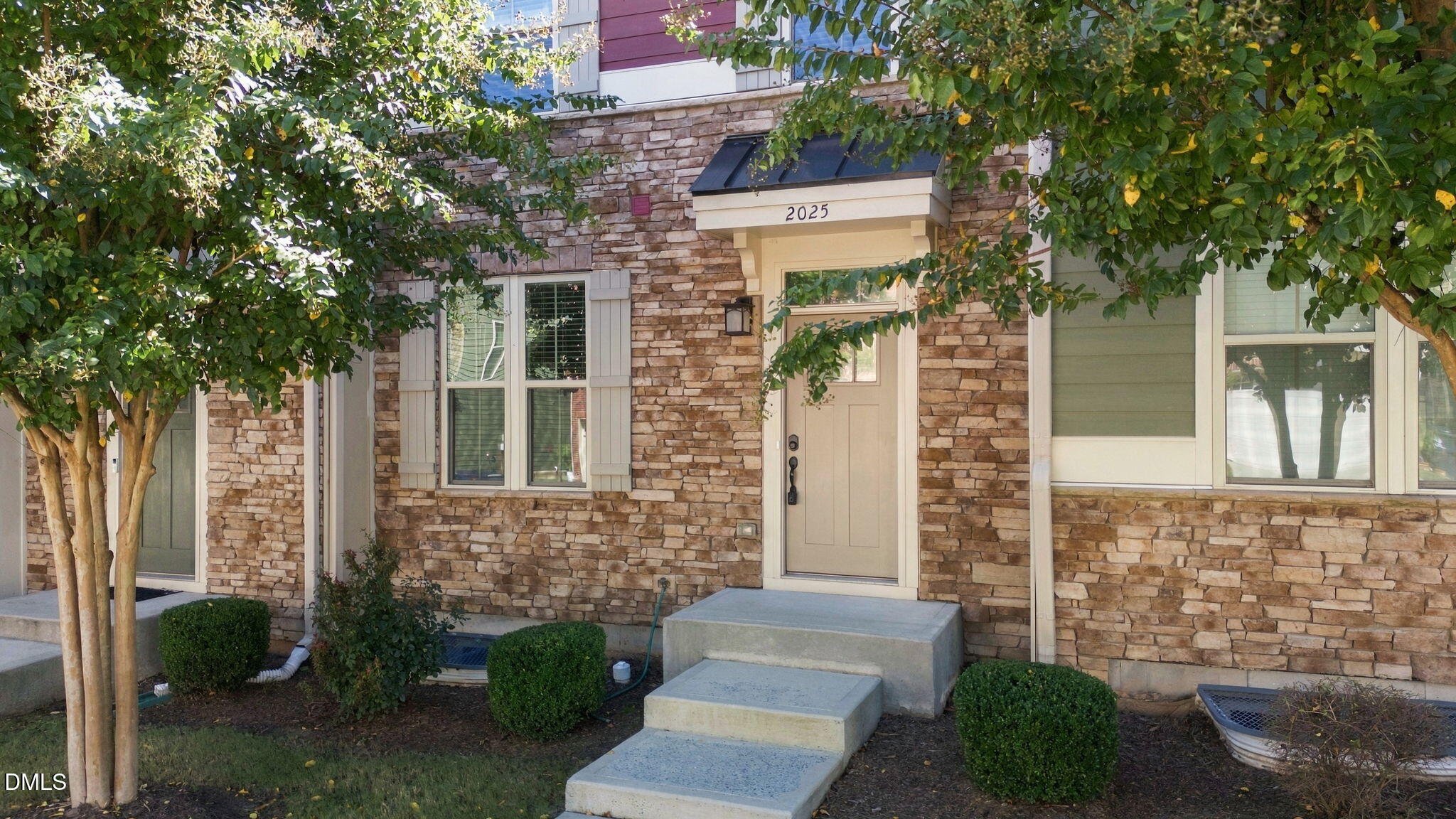 2025 Whitesmith Drive Property Photo 2