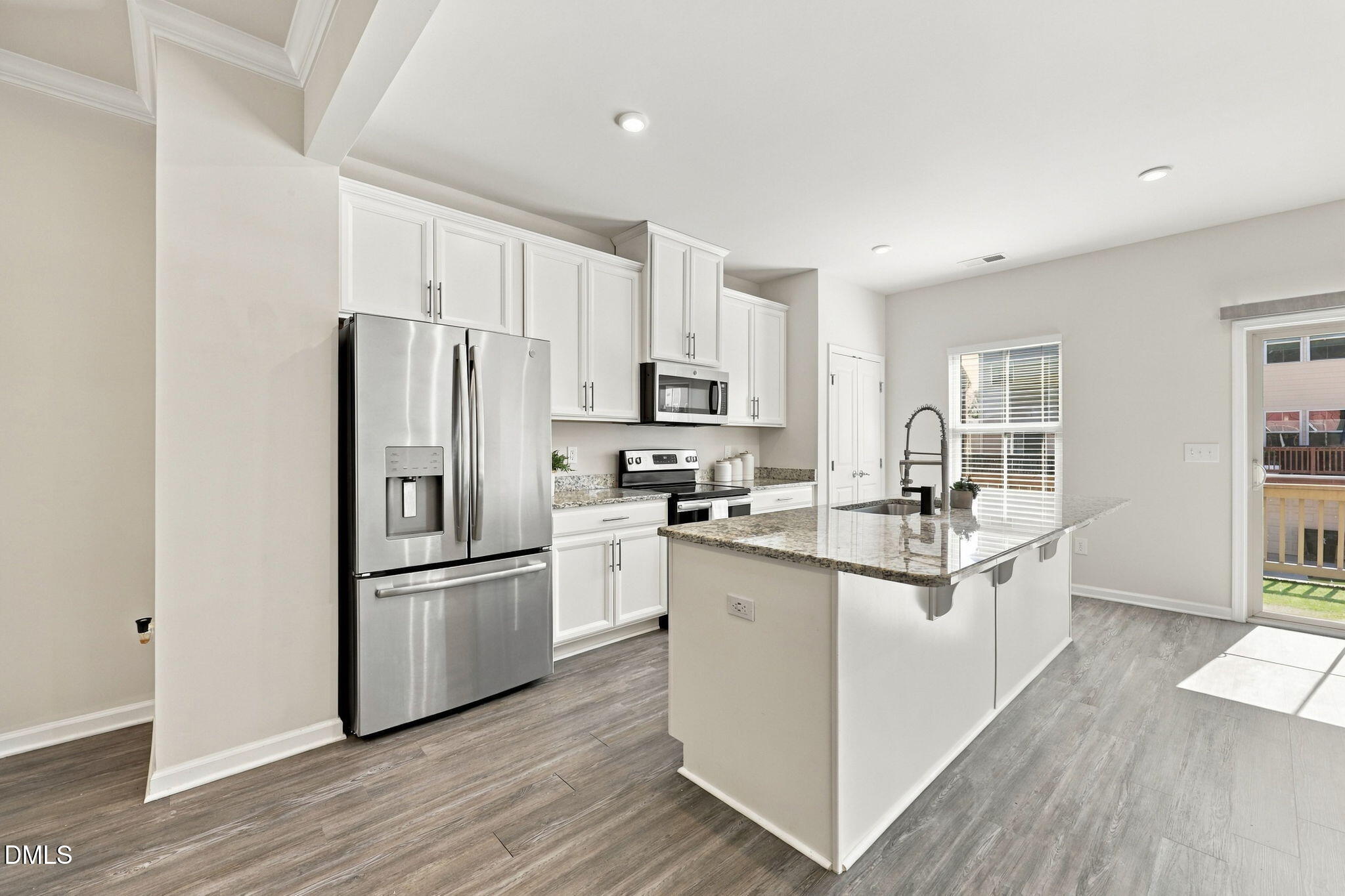 2025 Whitesmith Drive Property Photo 7