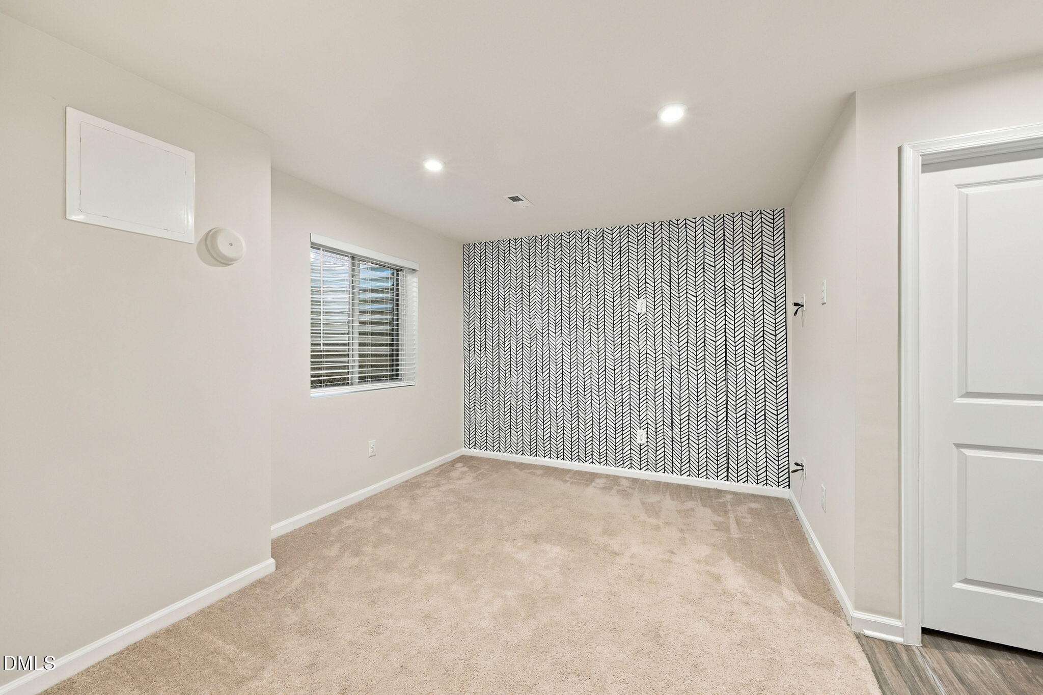 2025 Whitesmith Drive Property Photo 28