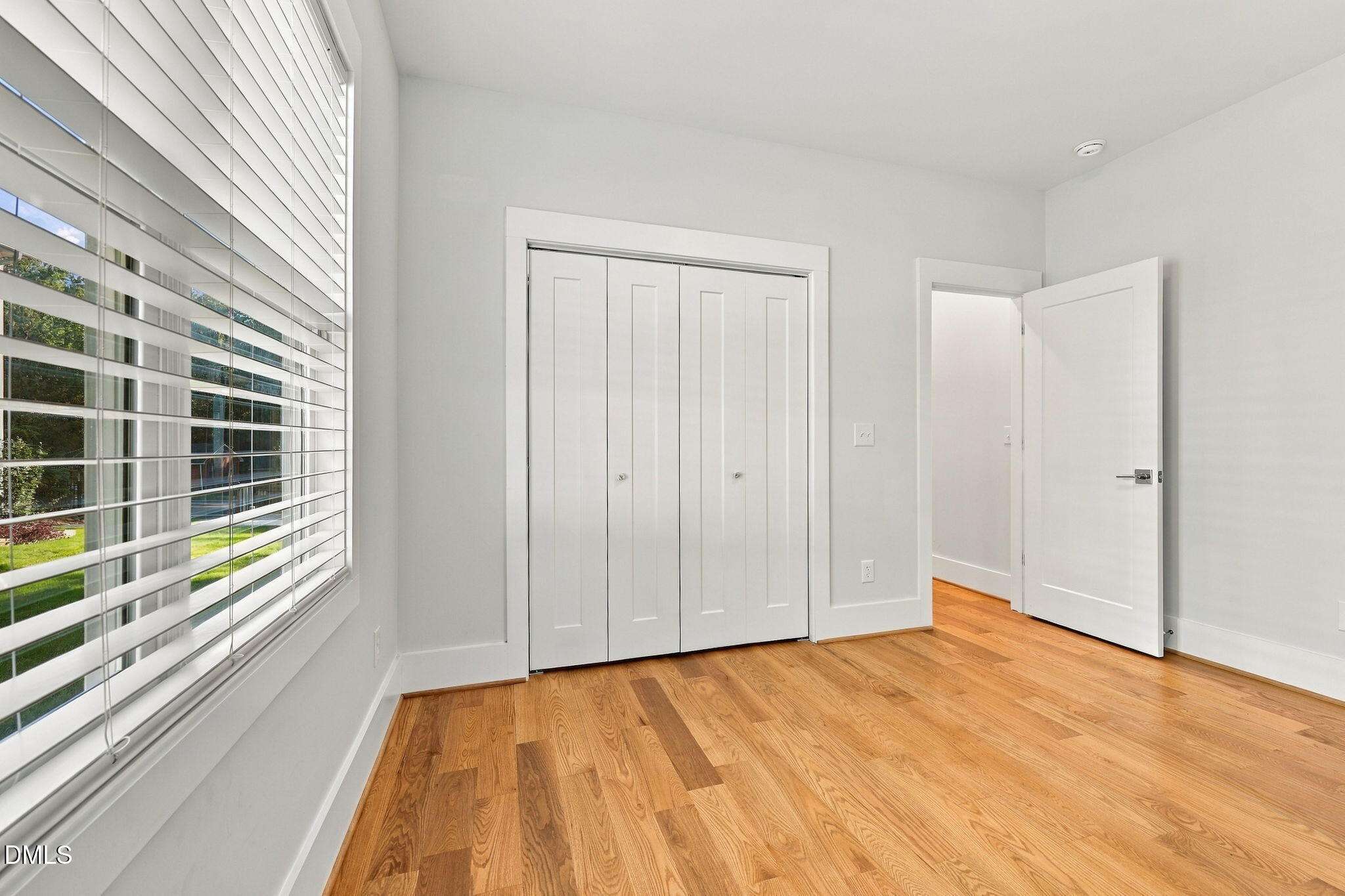 511 E Nc-54 Highway Property Photo 23
