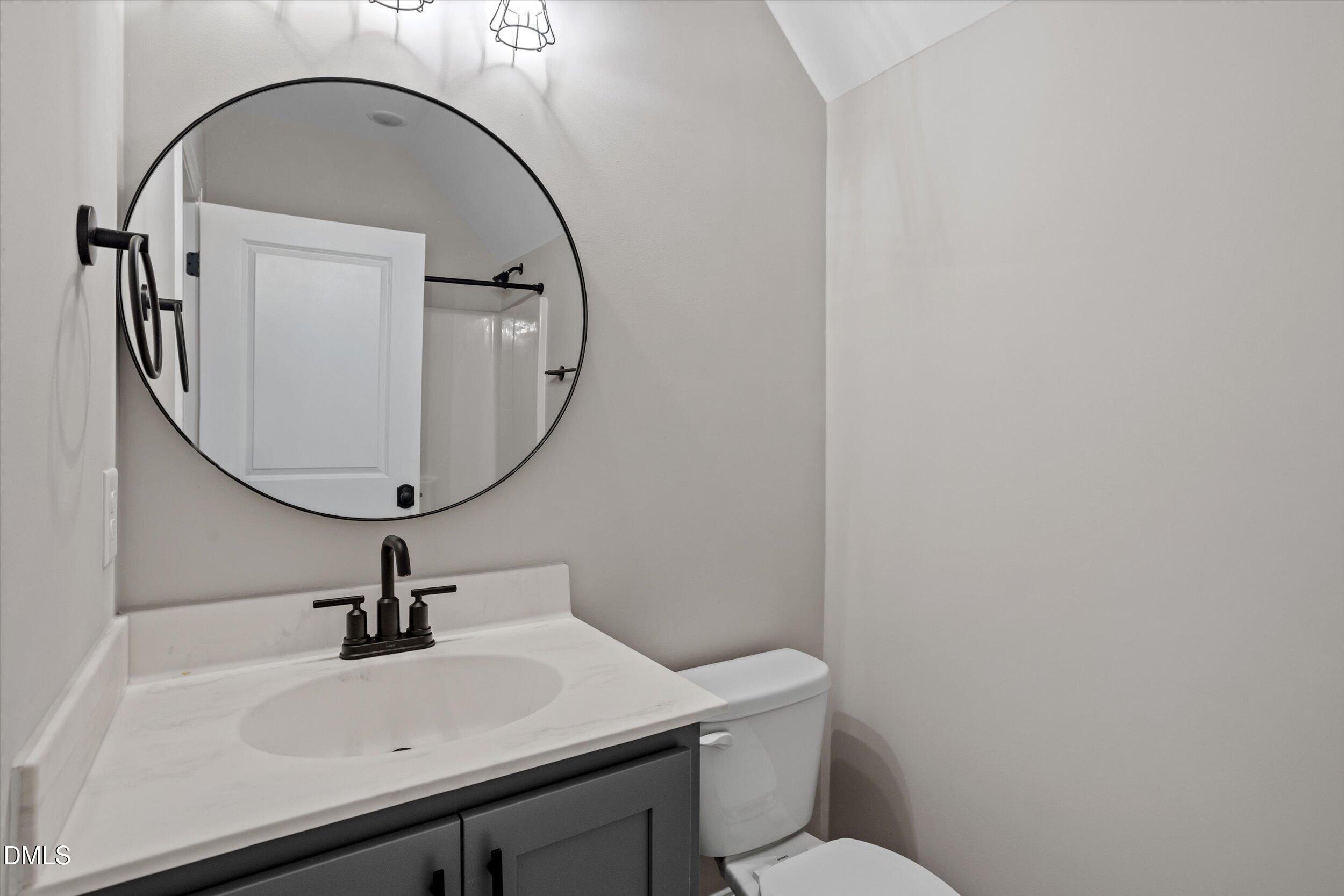 724 Simon Road Property Photo 34
