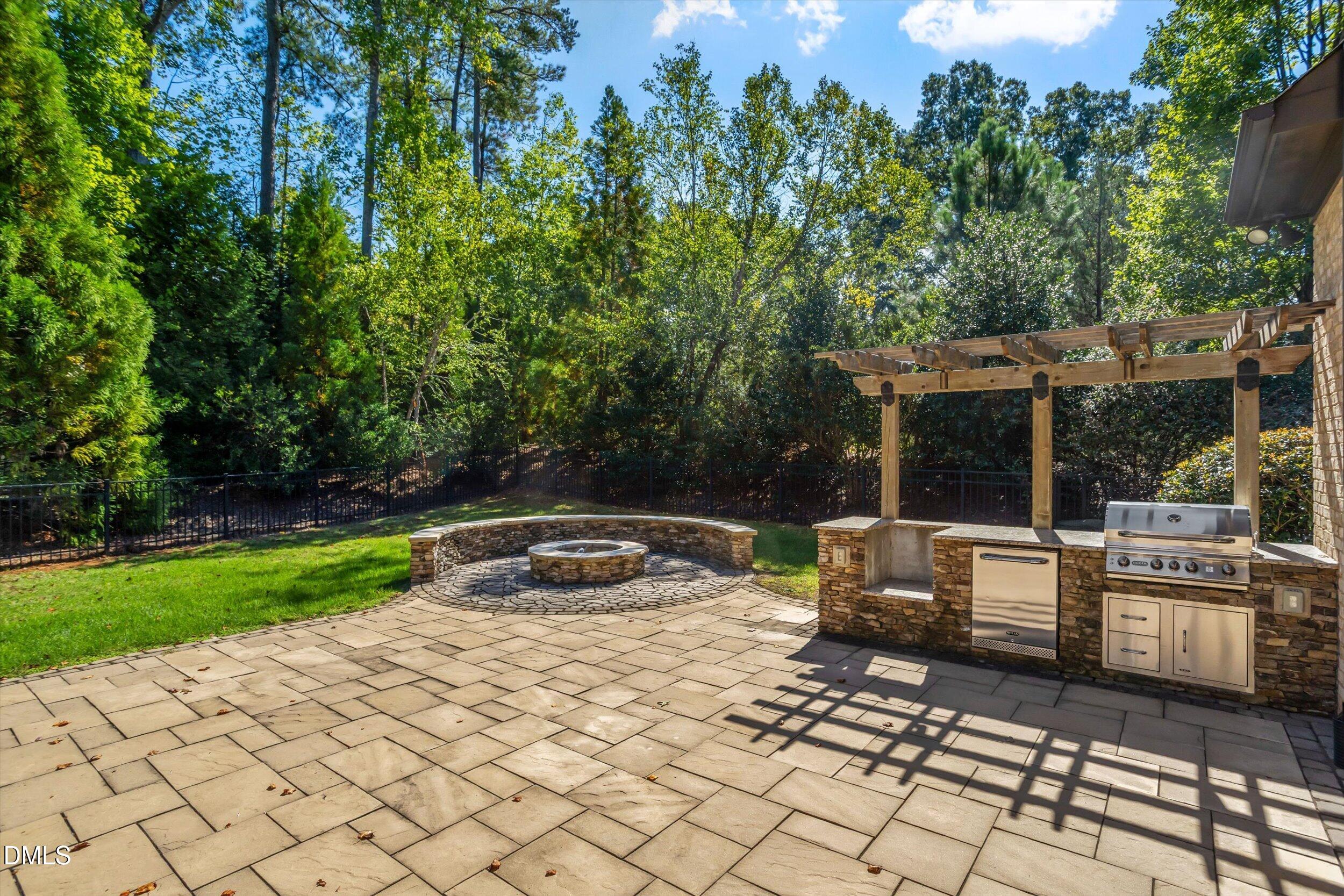 102 Michelangelo Way Property Photo 81
