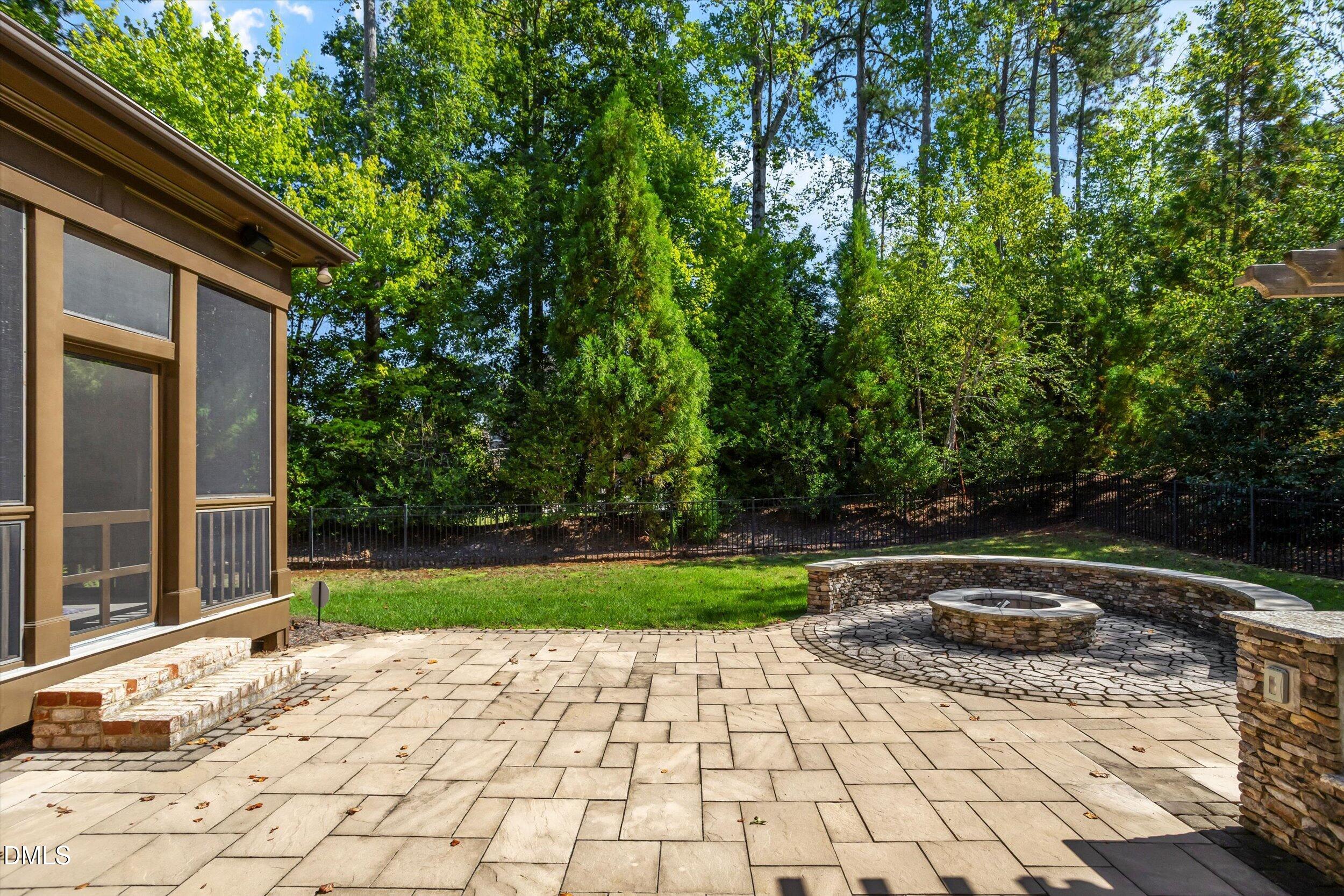102 Michelangelo Way Property Photo 83