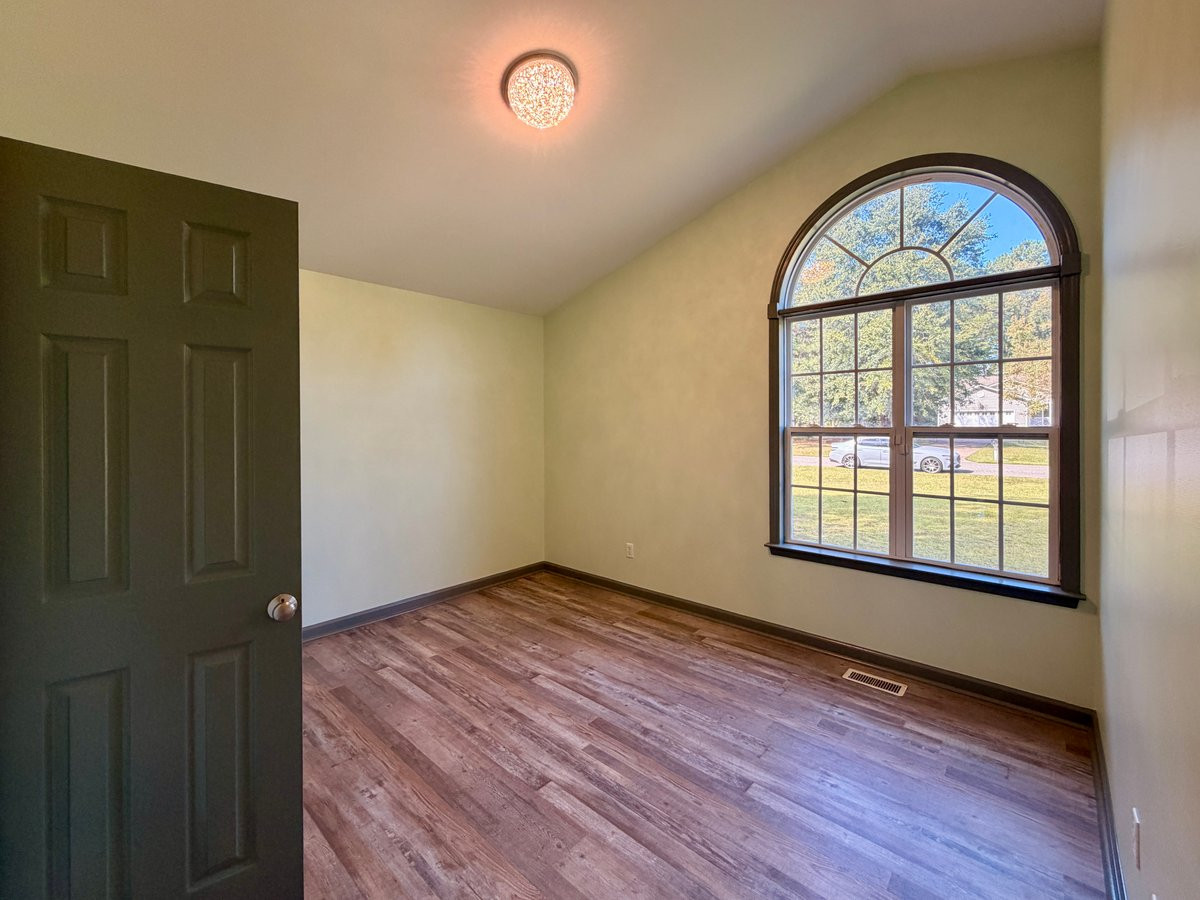 536 Madison Avenue Property Photo 23