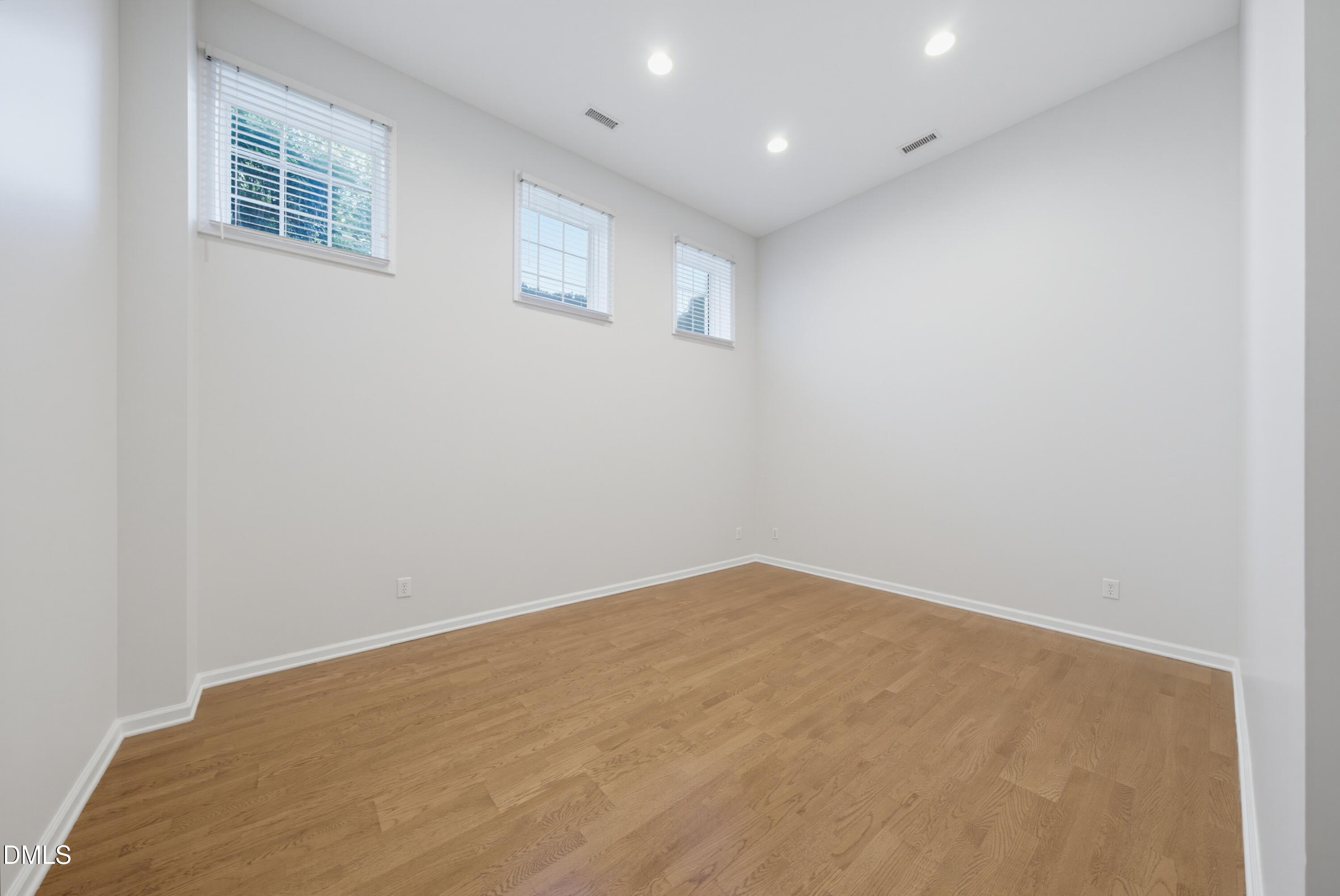 6829 Middleboro Drive Property Photo 29