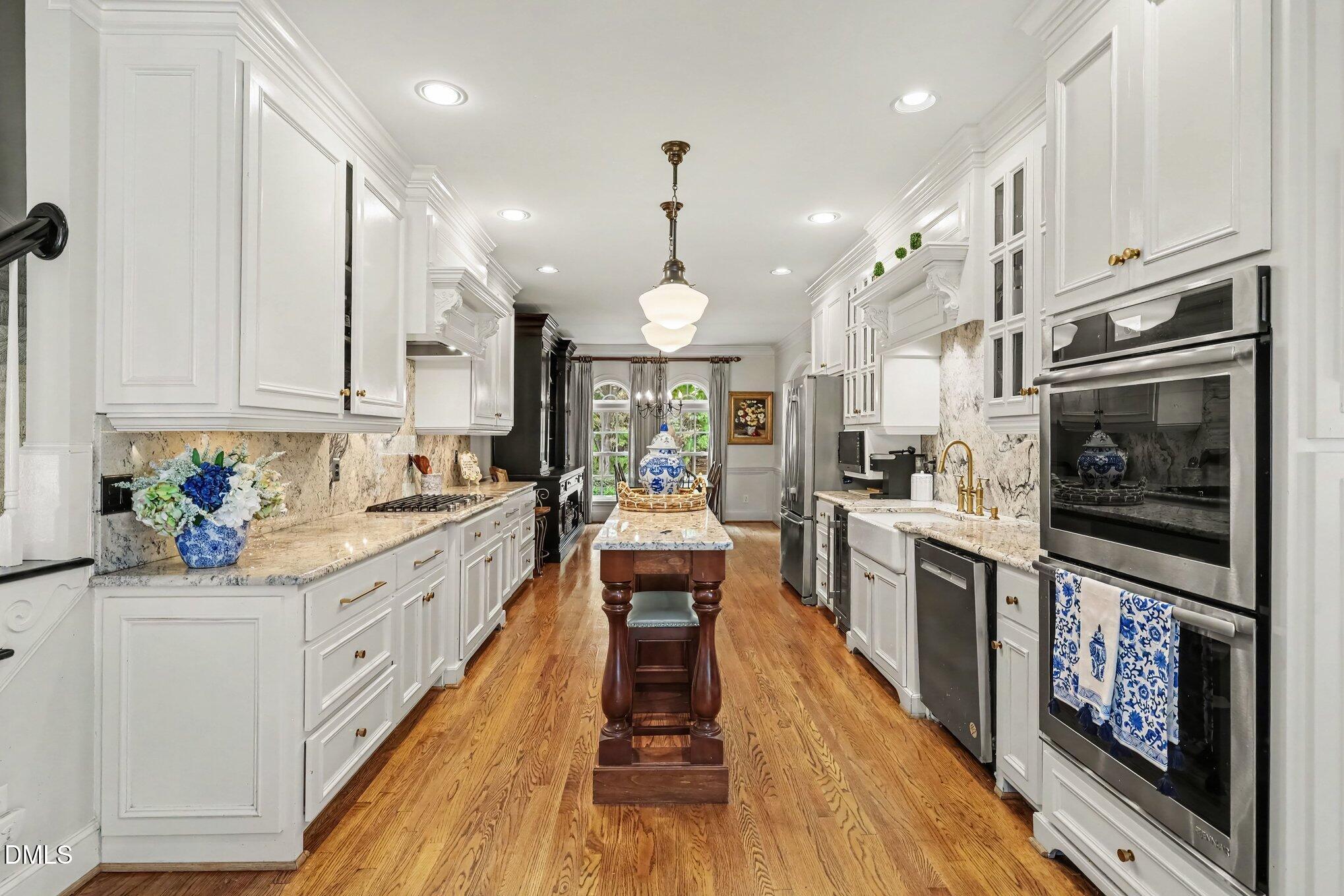9021 Hometown Drive Property Photo 14