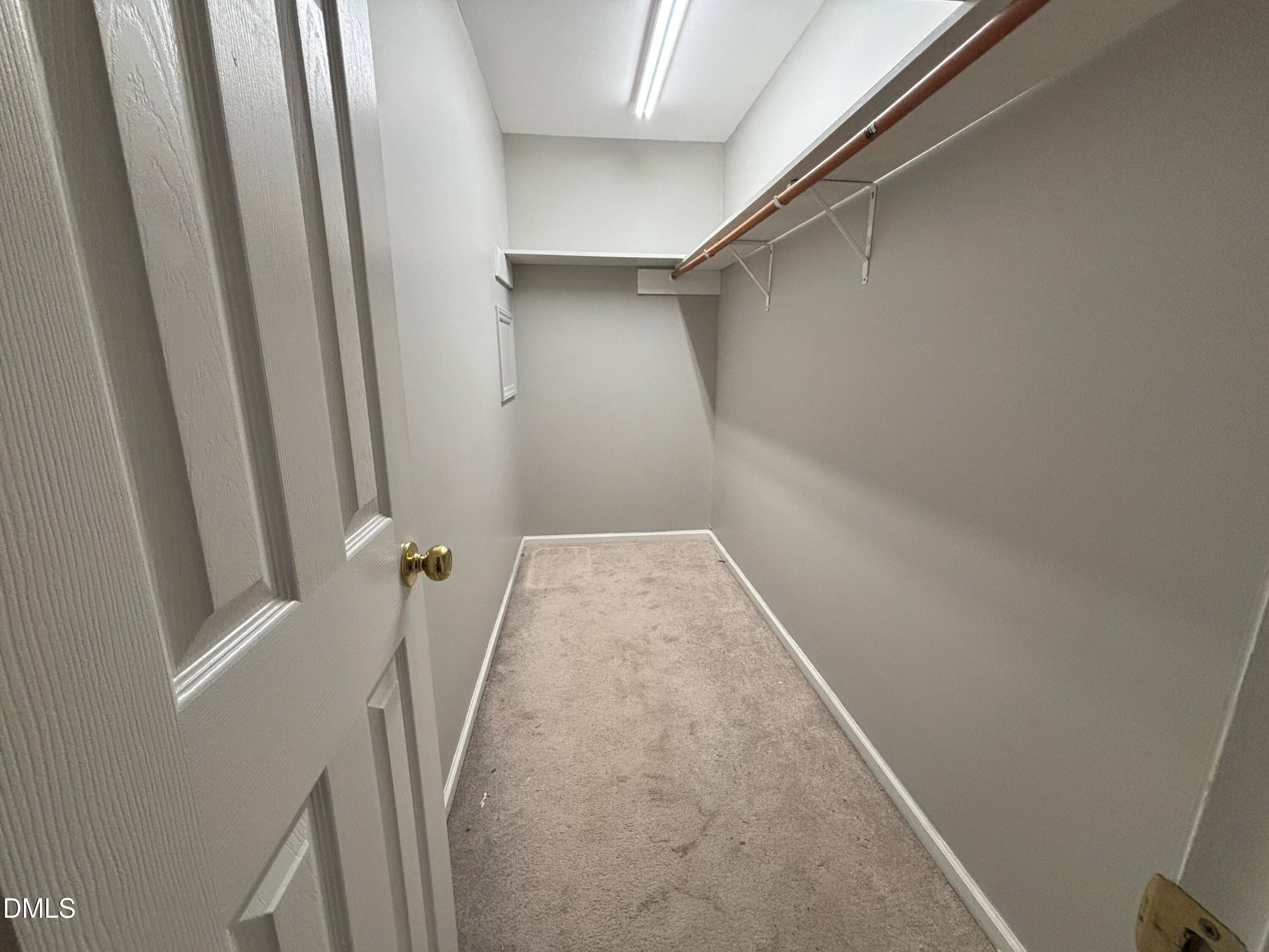 1630 Oxford Road G Property Photo 11
