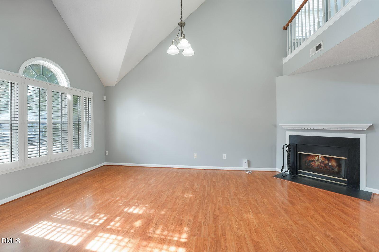 1704 Crag Burn Lane Property Photo 7