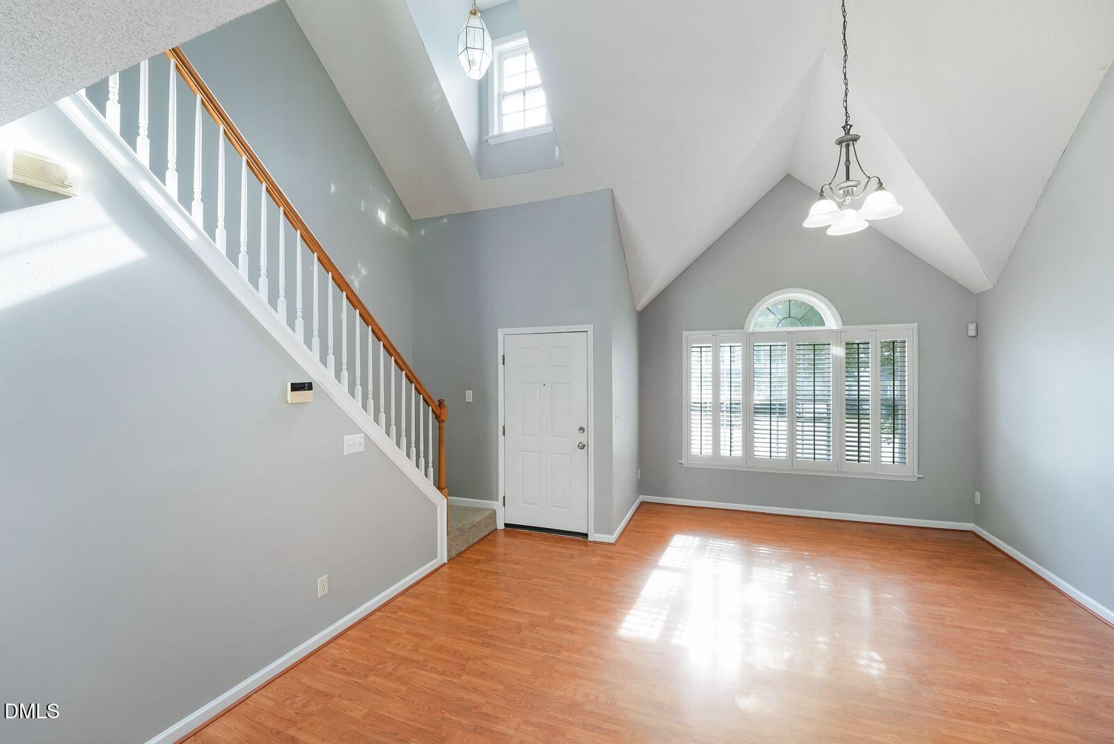1704 Crag Burn Lane Property Photo 8