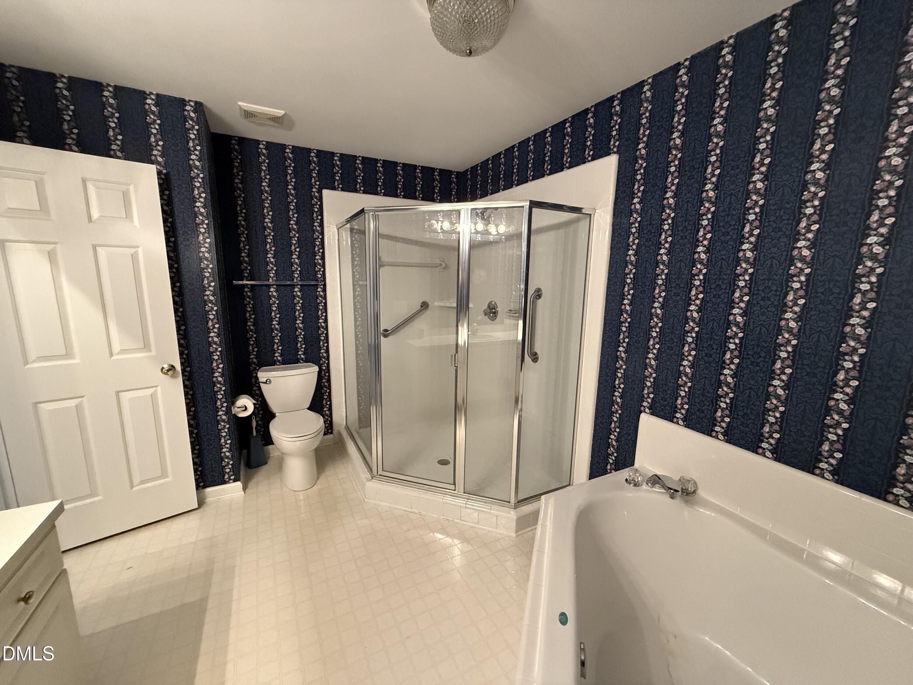 8200 Hempshire Place Property Photo 22