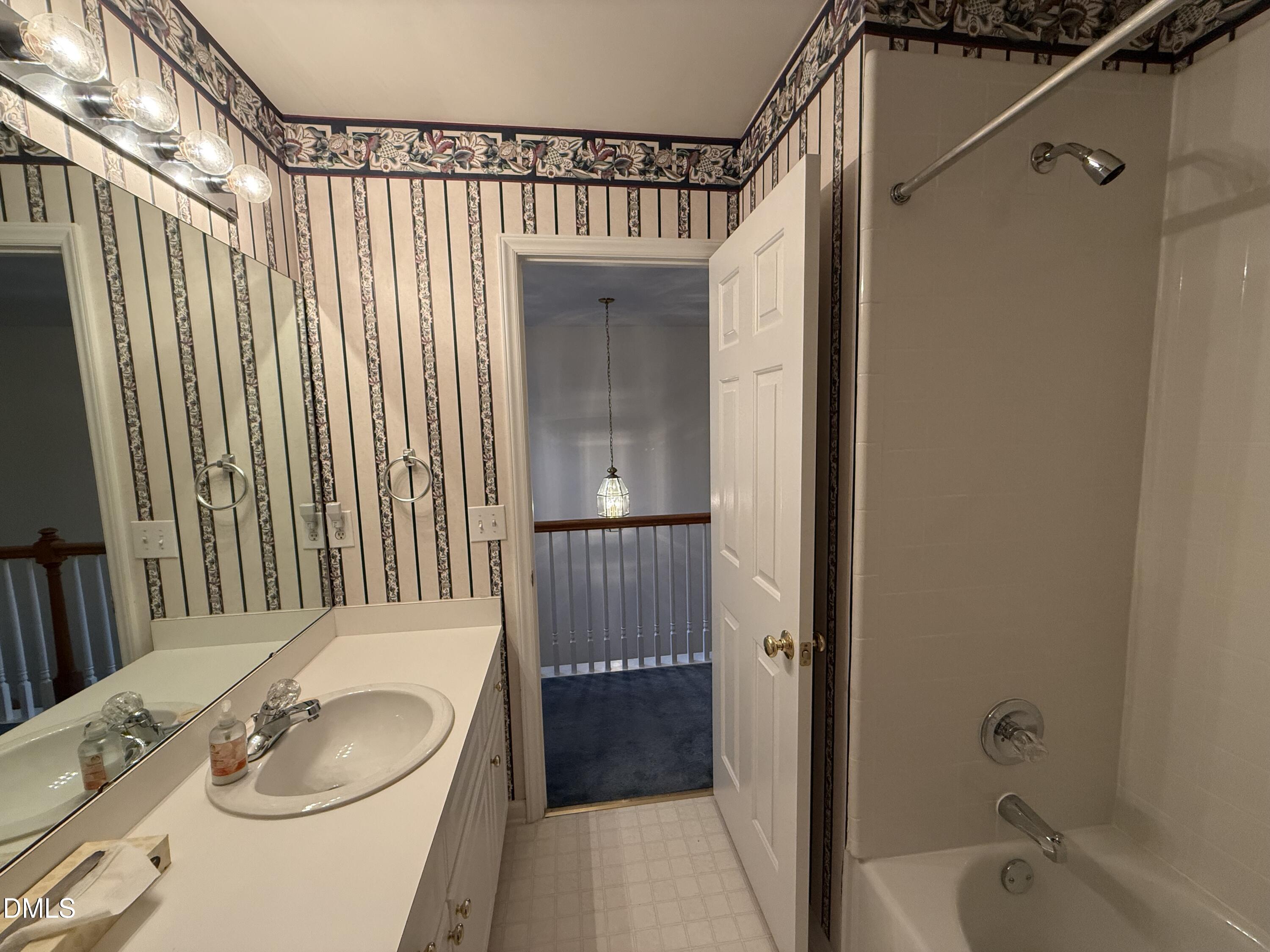 8200 Hempshire Place Property Photo 27