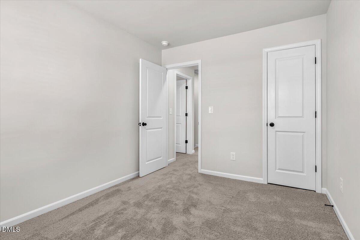 185 Seville Way Property Photo 29