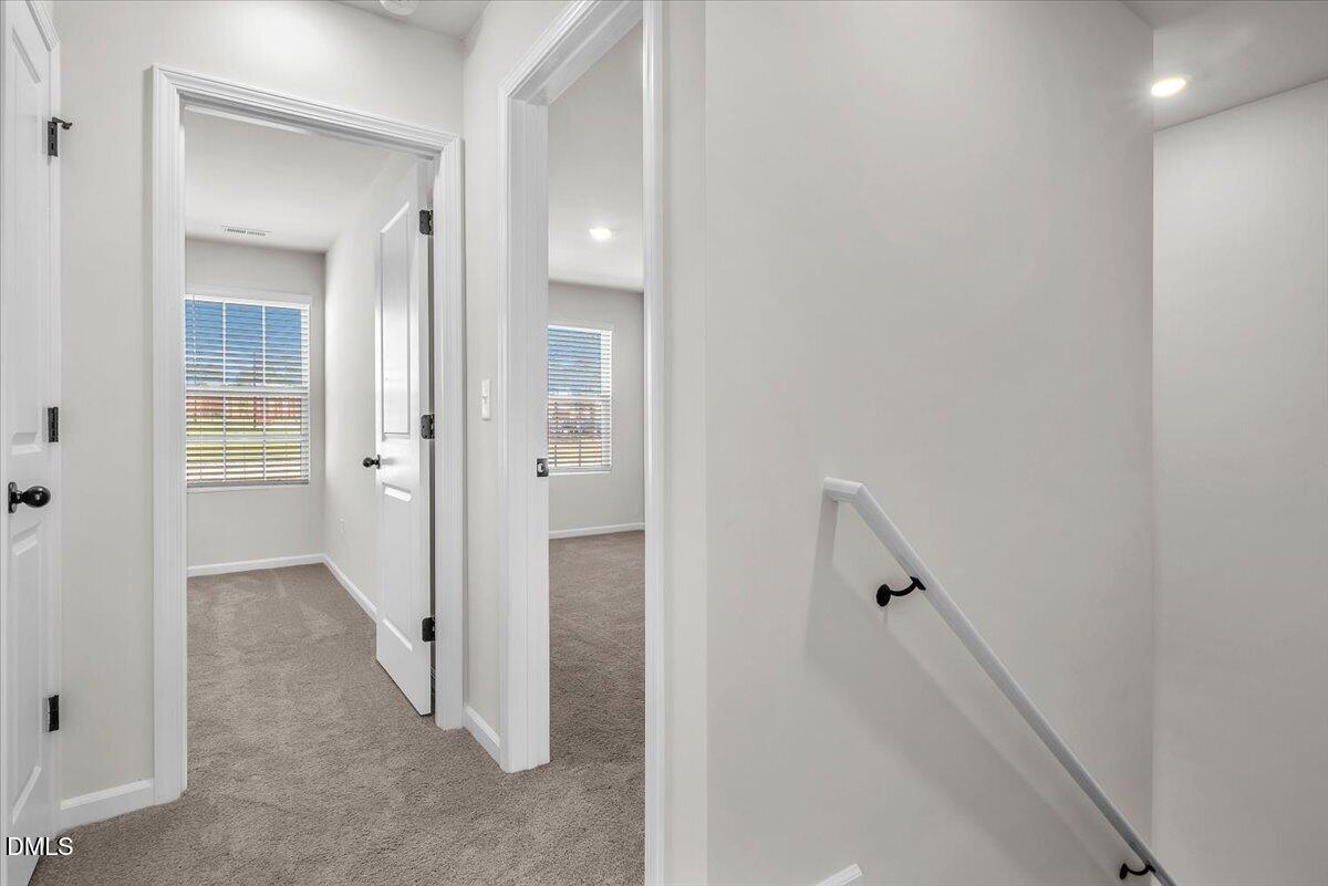 185 Seville Way Property Photo 32