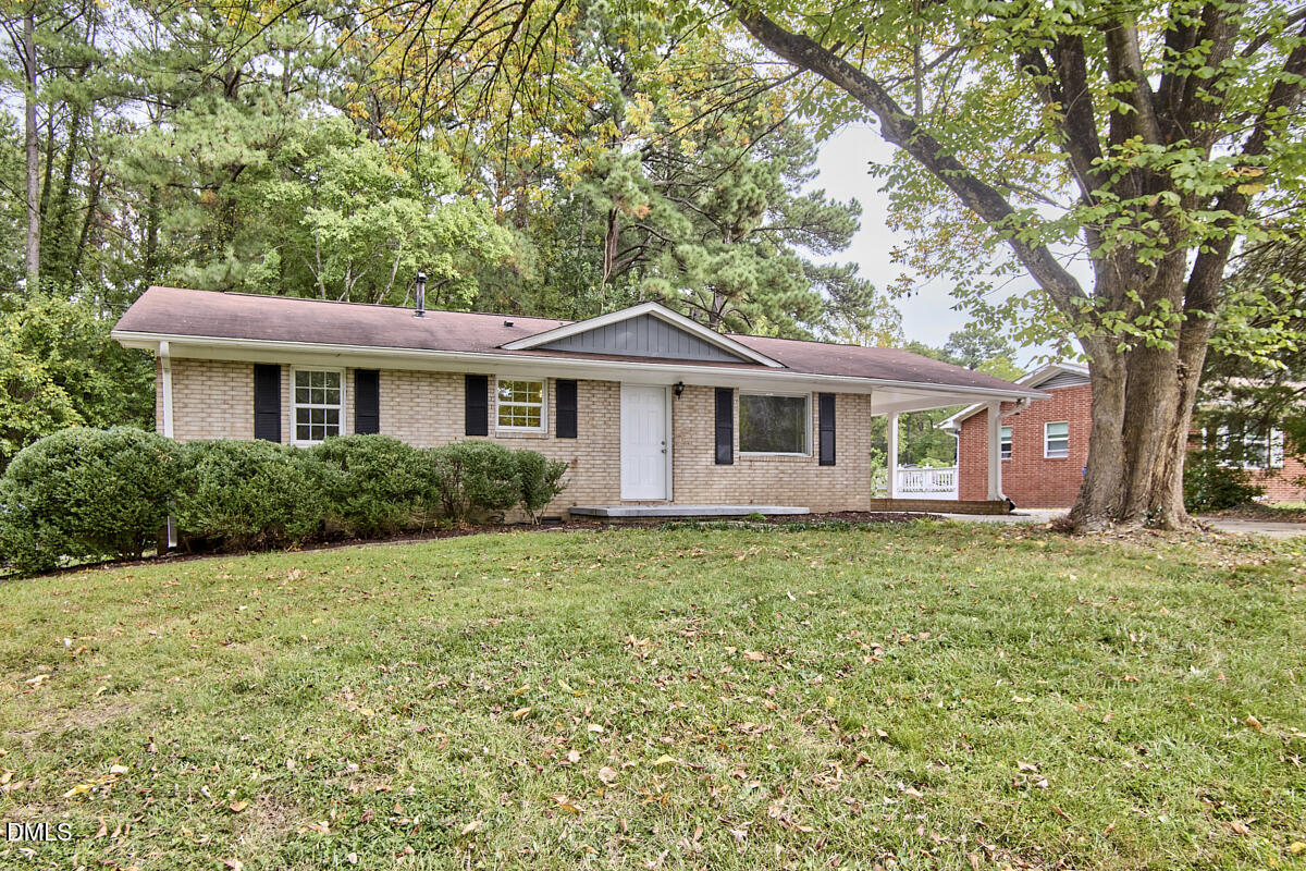 2941 Driftwood Drive Property Photo 2