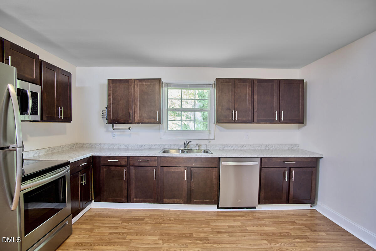 2941 Driftwood Drive Property Photo 9