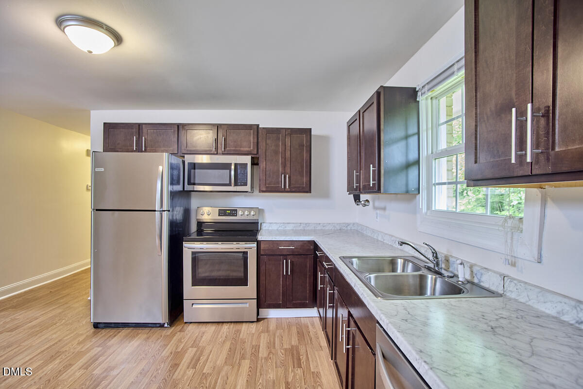 2941 Driftwood Drive Property Photo 11