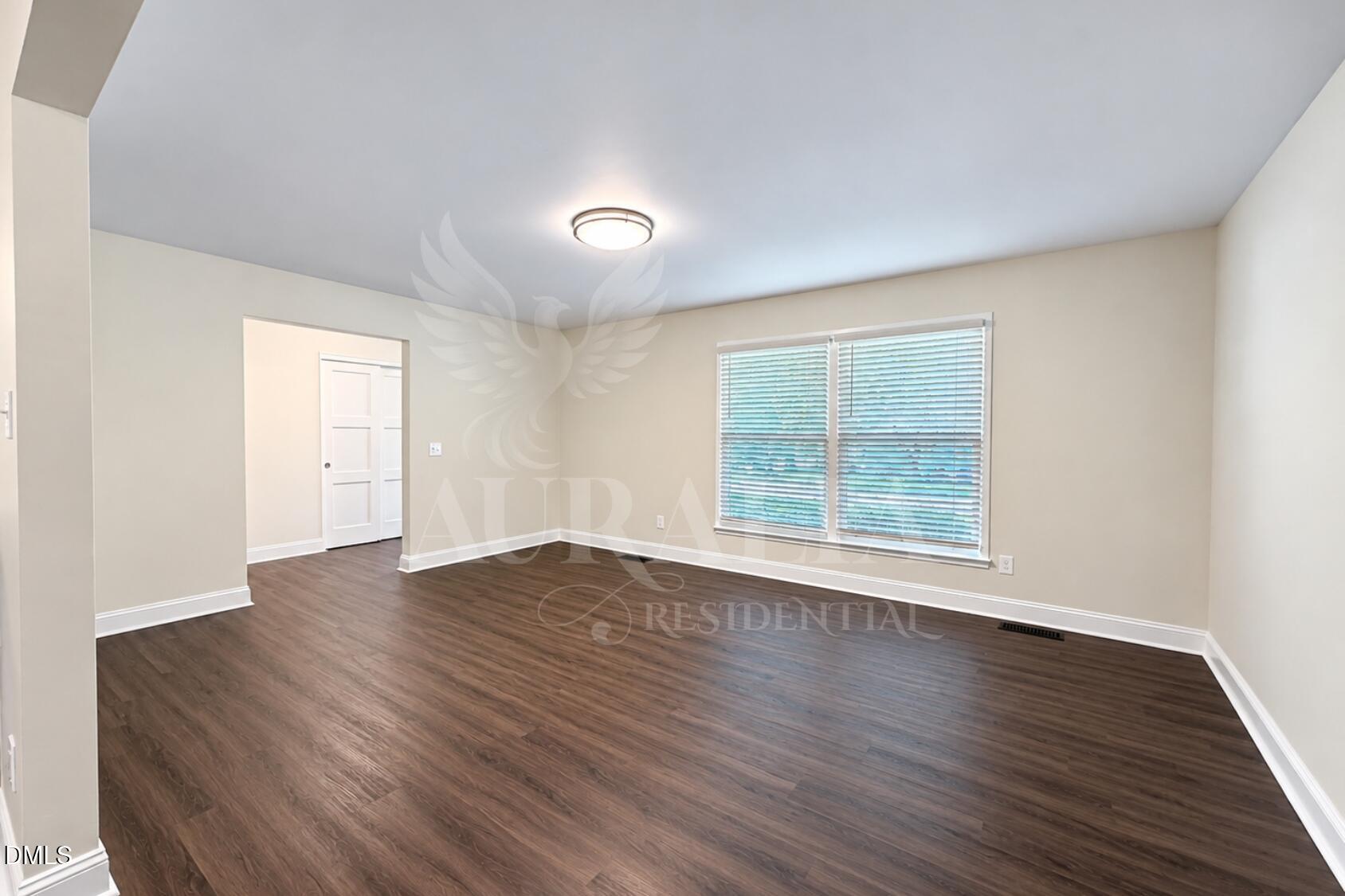 4800 Sweetbriar Drive Property Photo 7