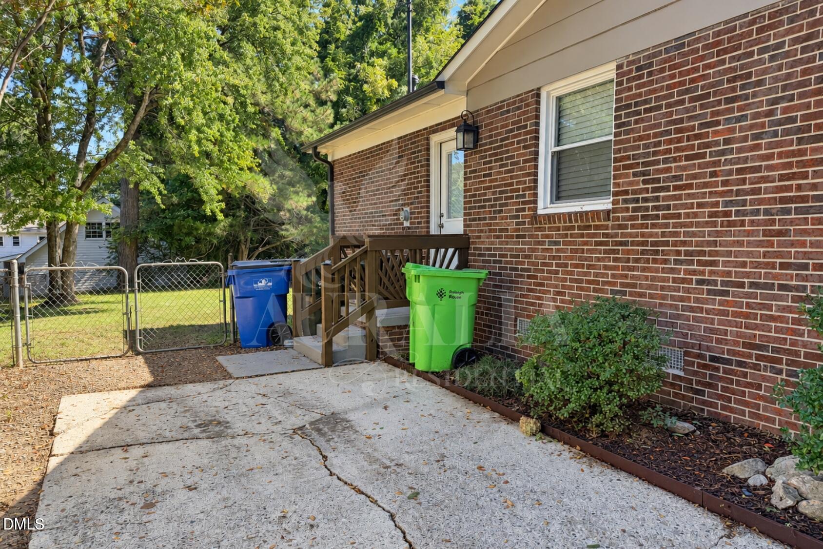 4800 Sweetbriar Drive Property Photo 20