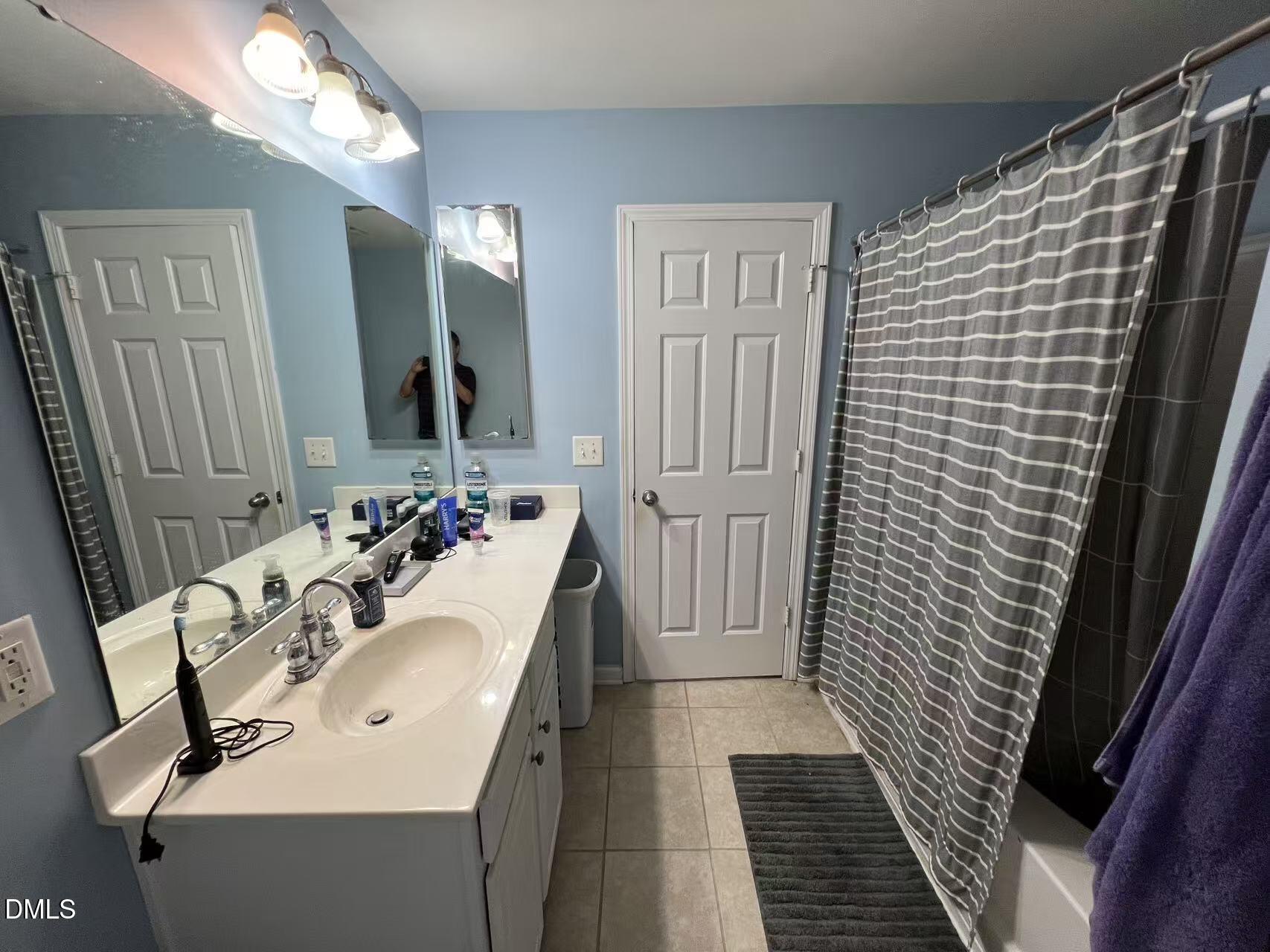 1025 Remington Oaks Circle Property Photo 13