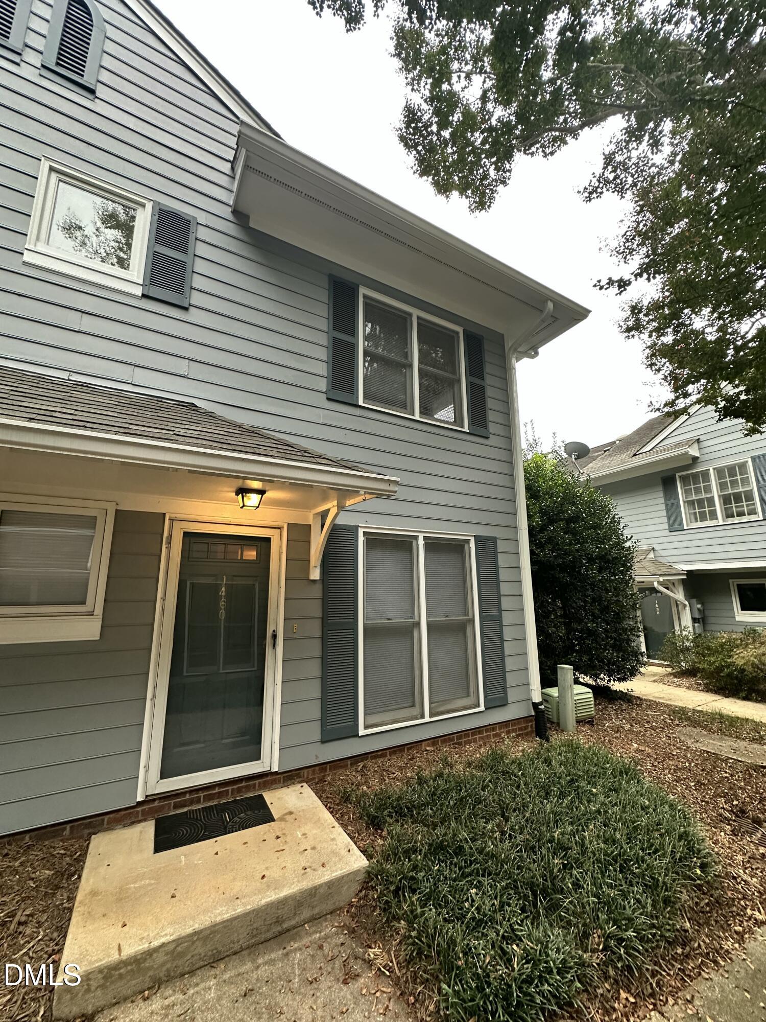 1460 Barton Place Drive Property Photo 3