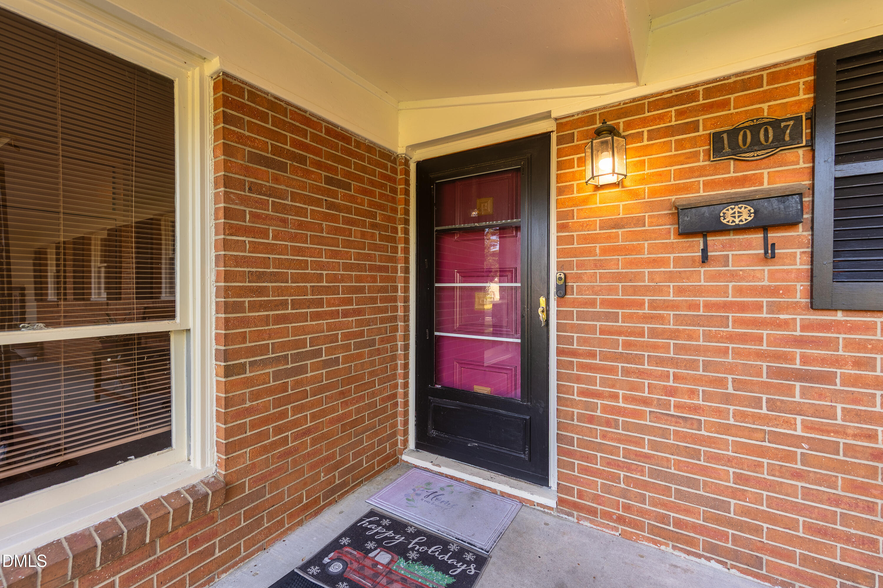1007 S Crescent Drive Property Photo 6