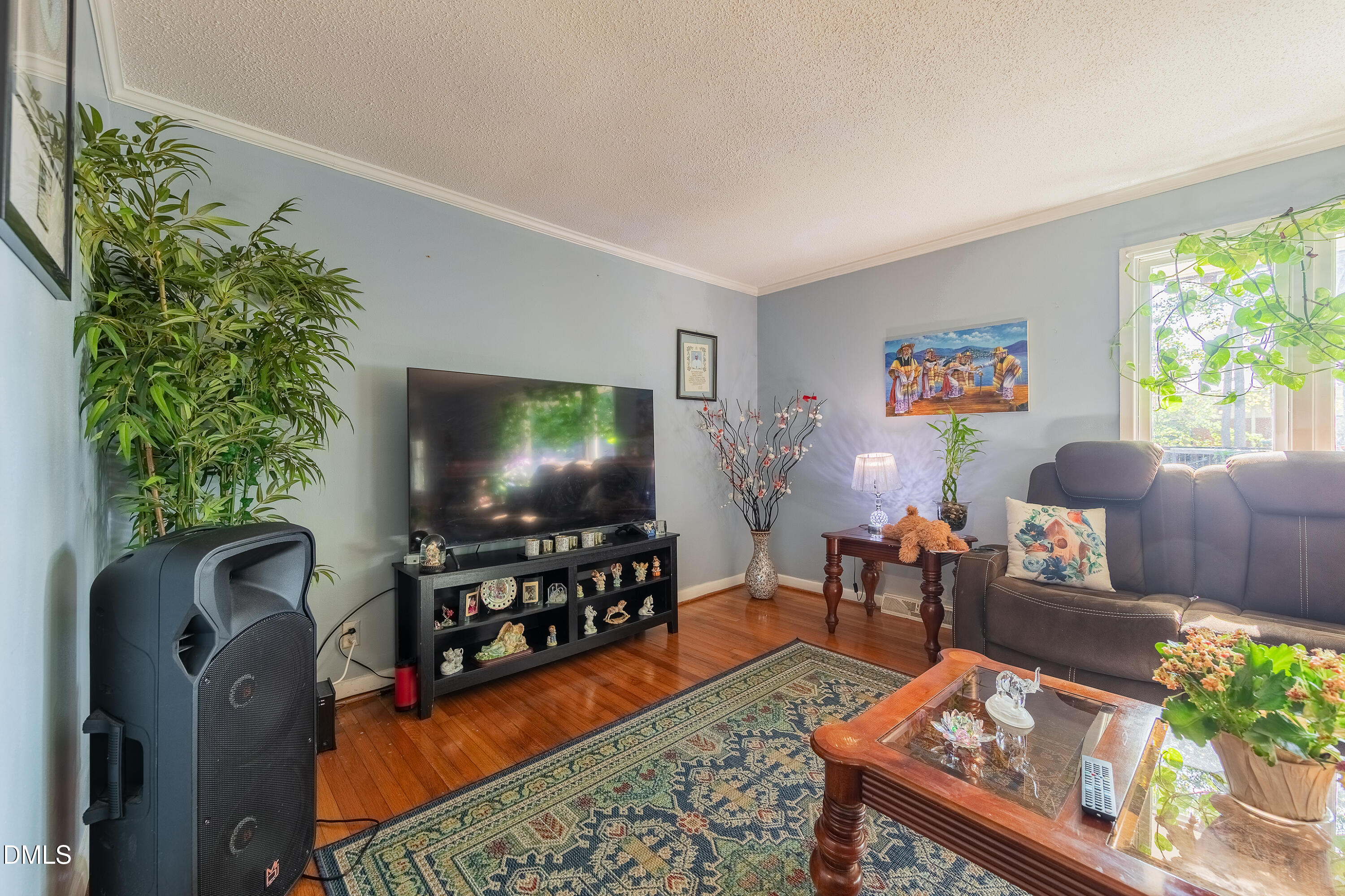 1007 S Crescent Drive Property Photo 11