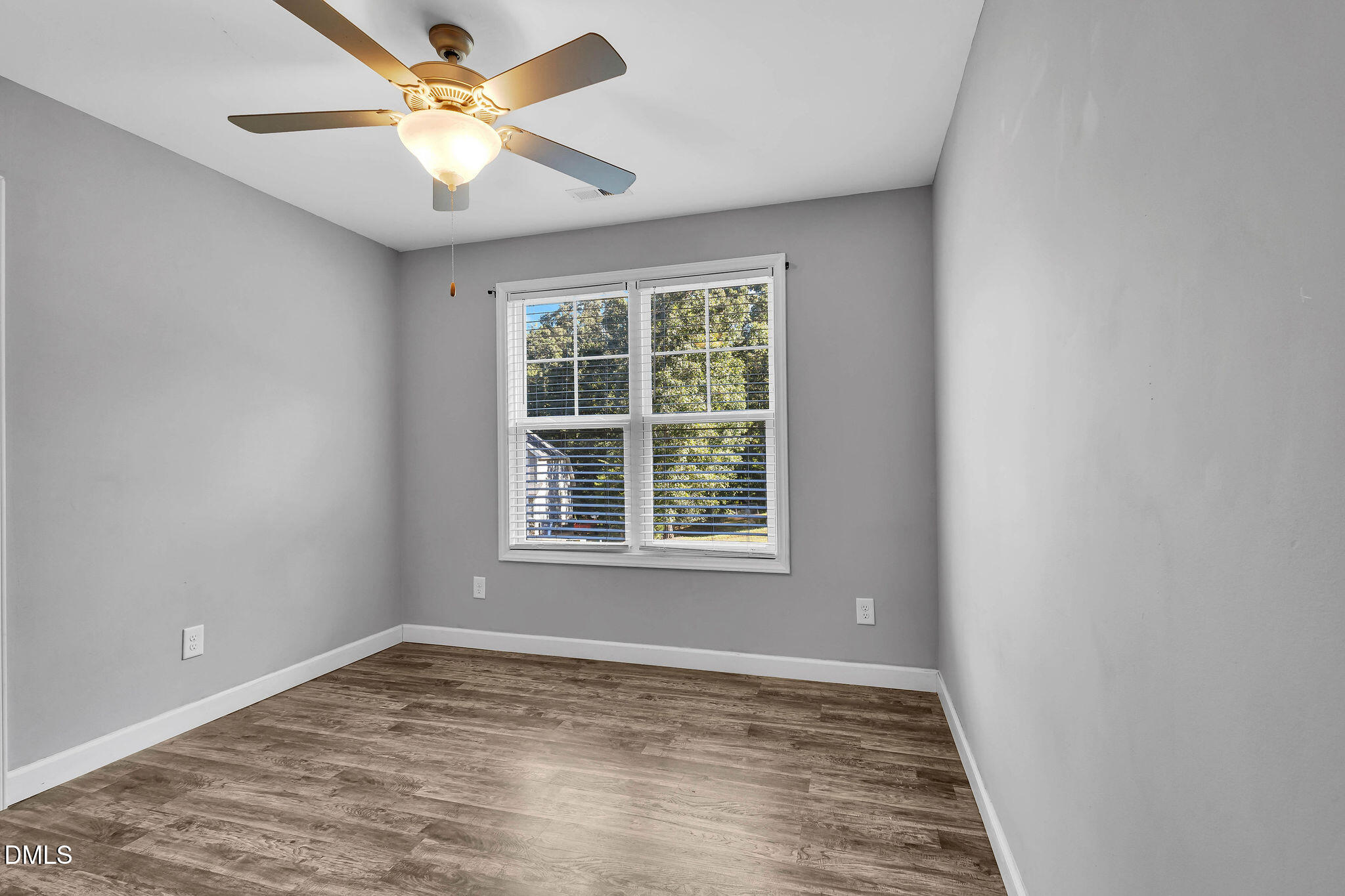 2523 Creek Trail Property Photo 8