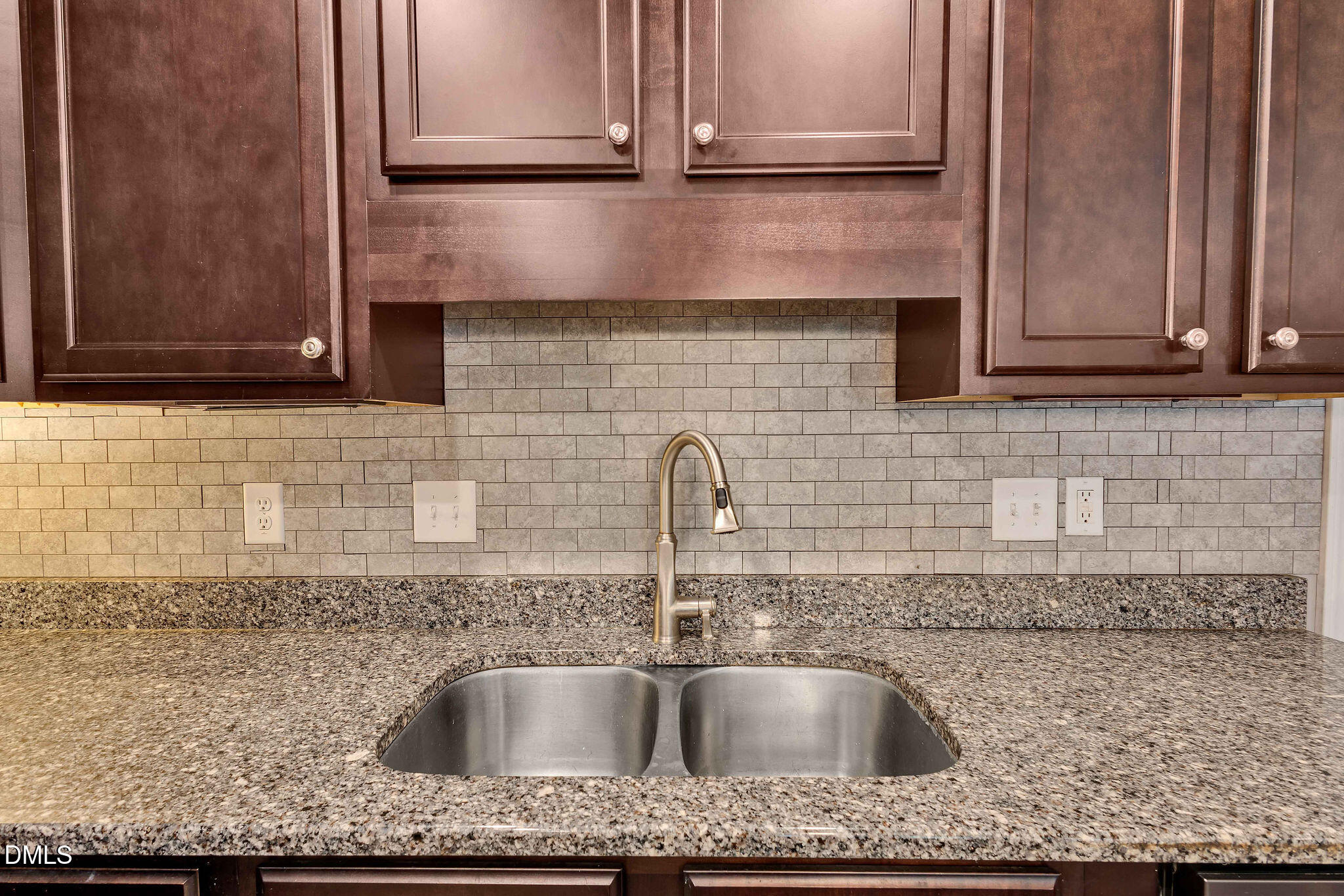 2523 Creek Trail Property Photo 21