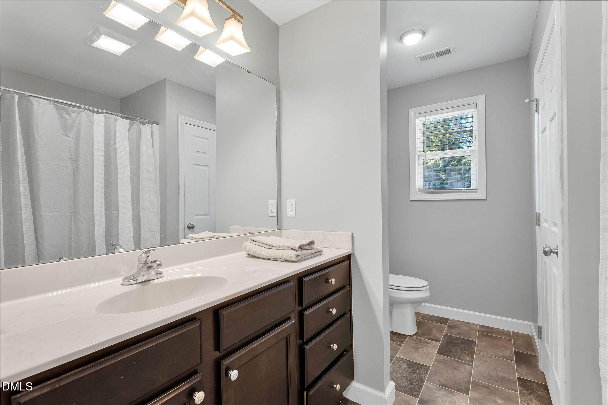 2523 Creek Trail Property Photo 28