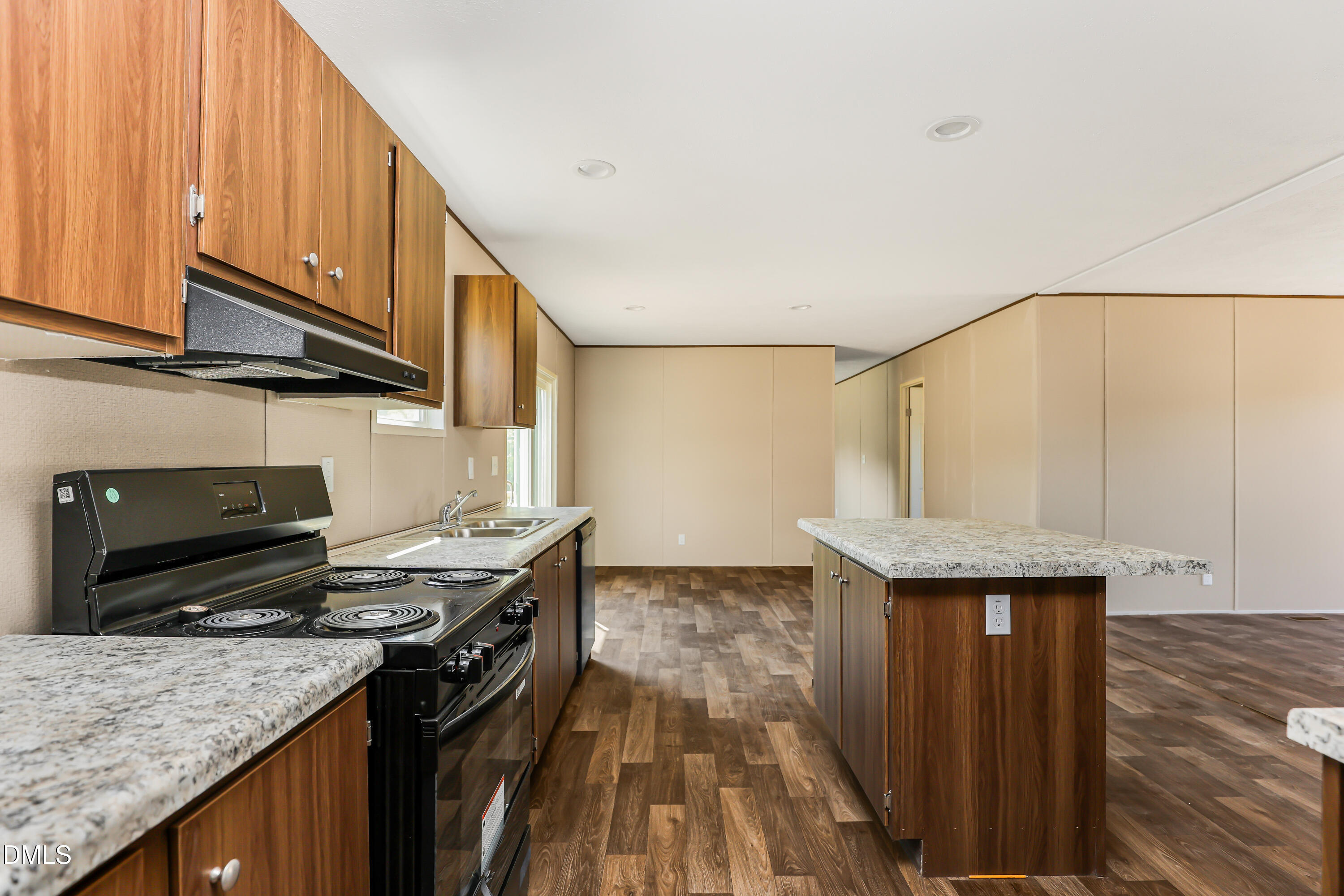 832 Burgess Circle Property Photo 12