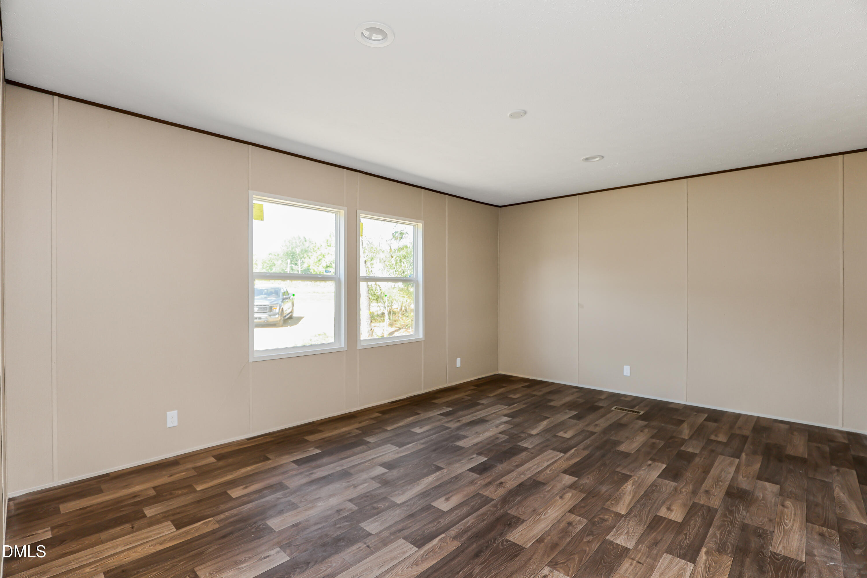 832 Burgess Circle Property Photo 15