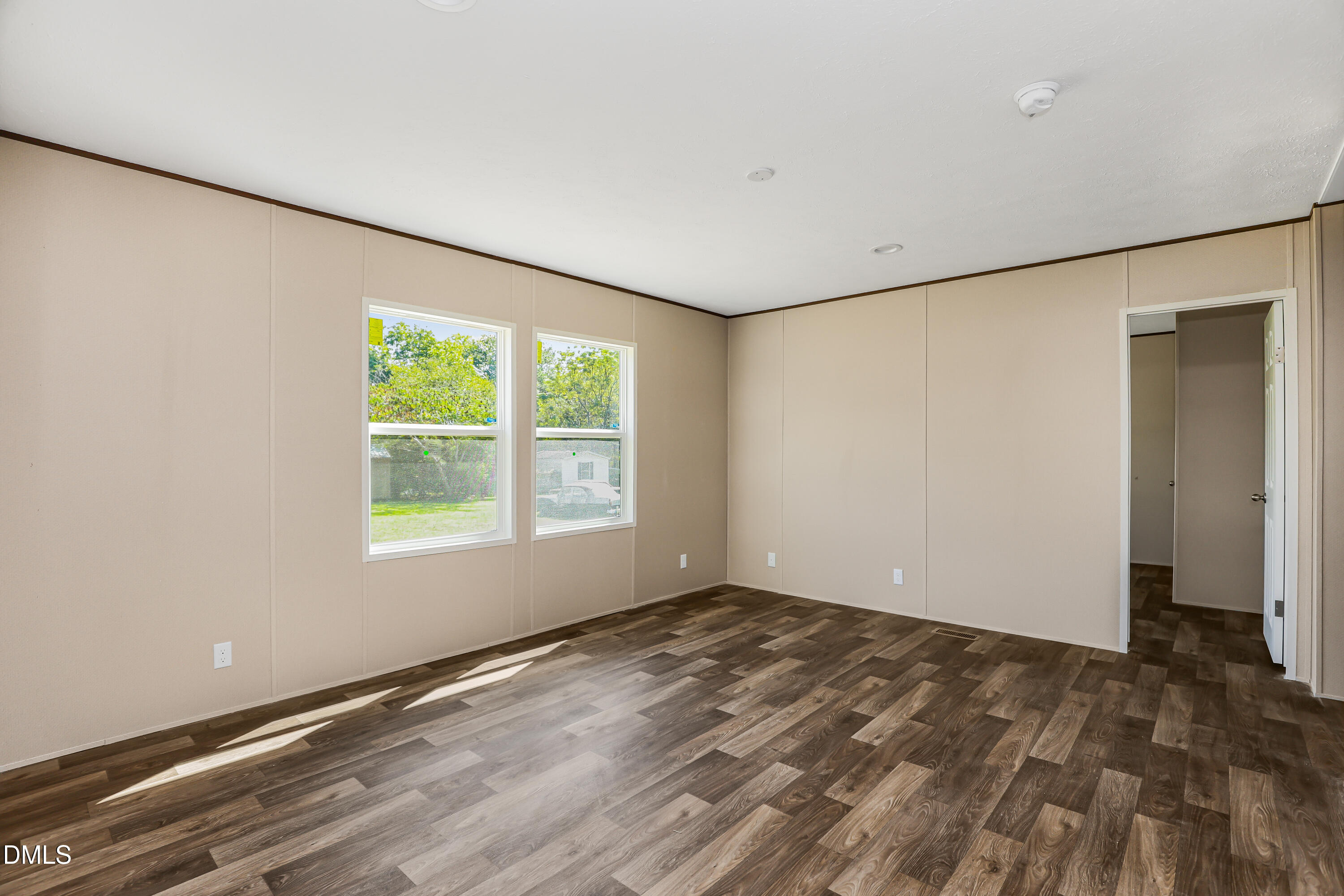 832 Burgess Circle Property Photo 20